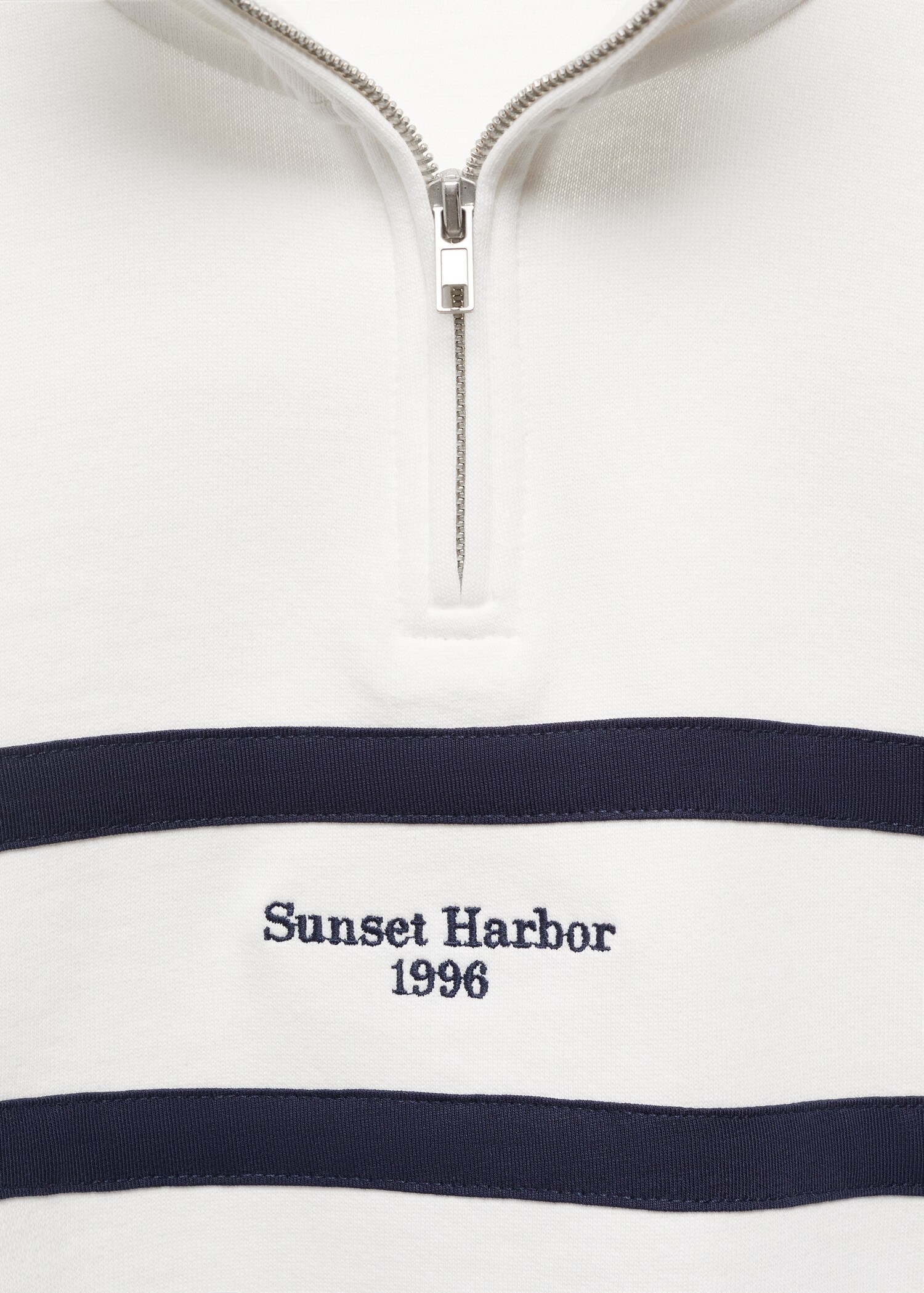 Rollkragen-Sweatshirt mit Reißverschluss - Detail des Artikels 8