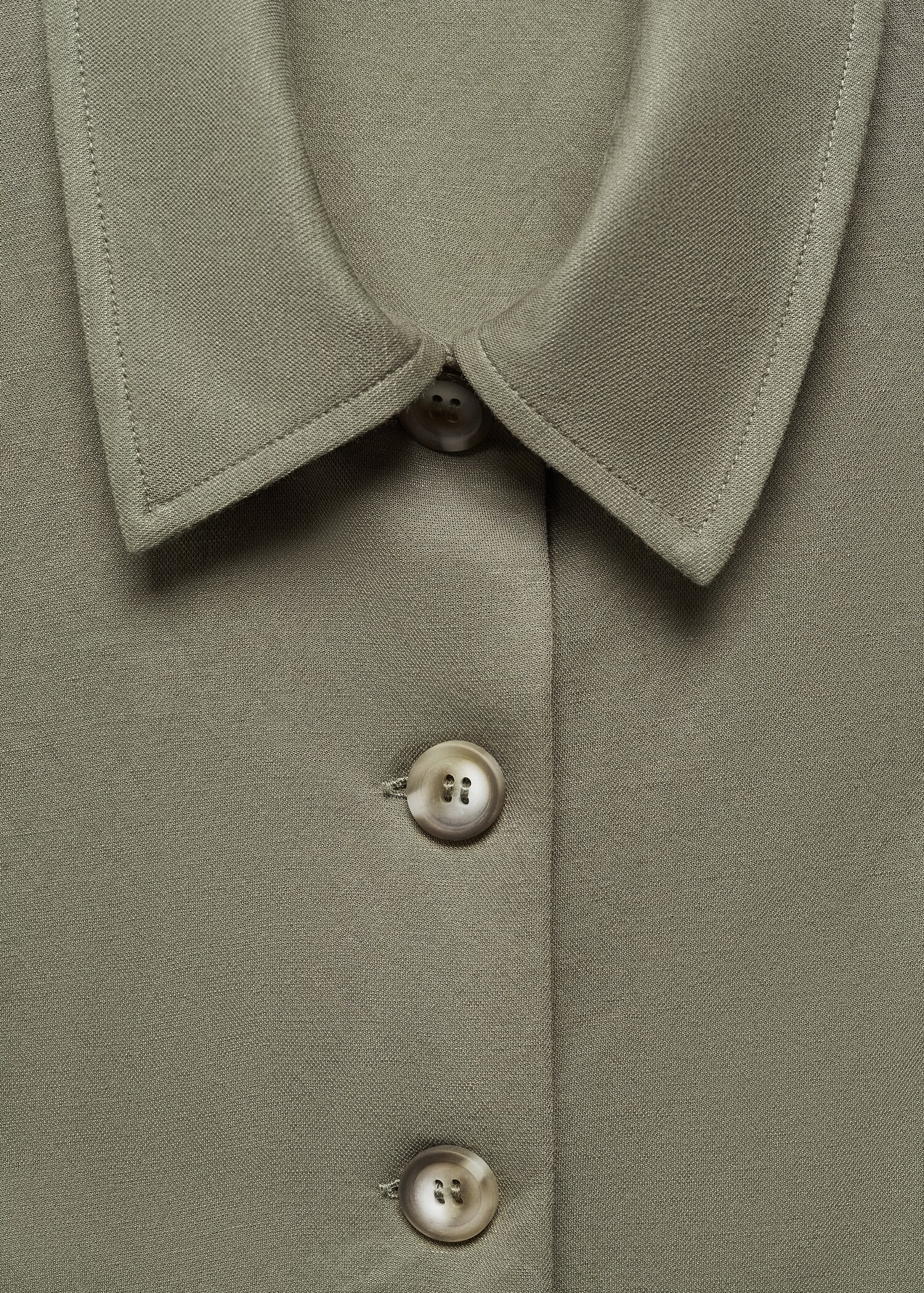 Shirt-collar waistcoat - Details of the article 8
