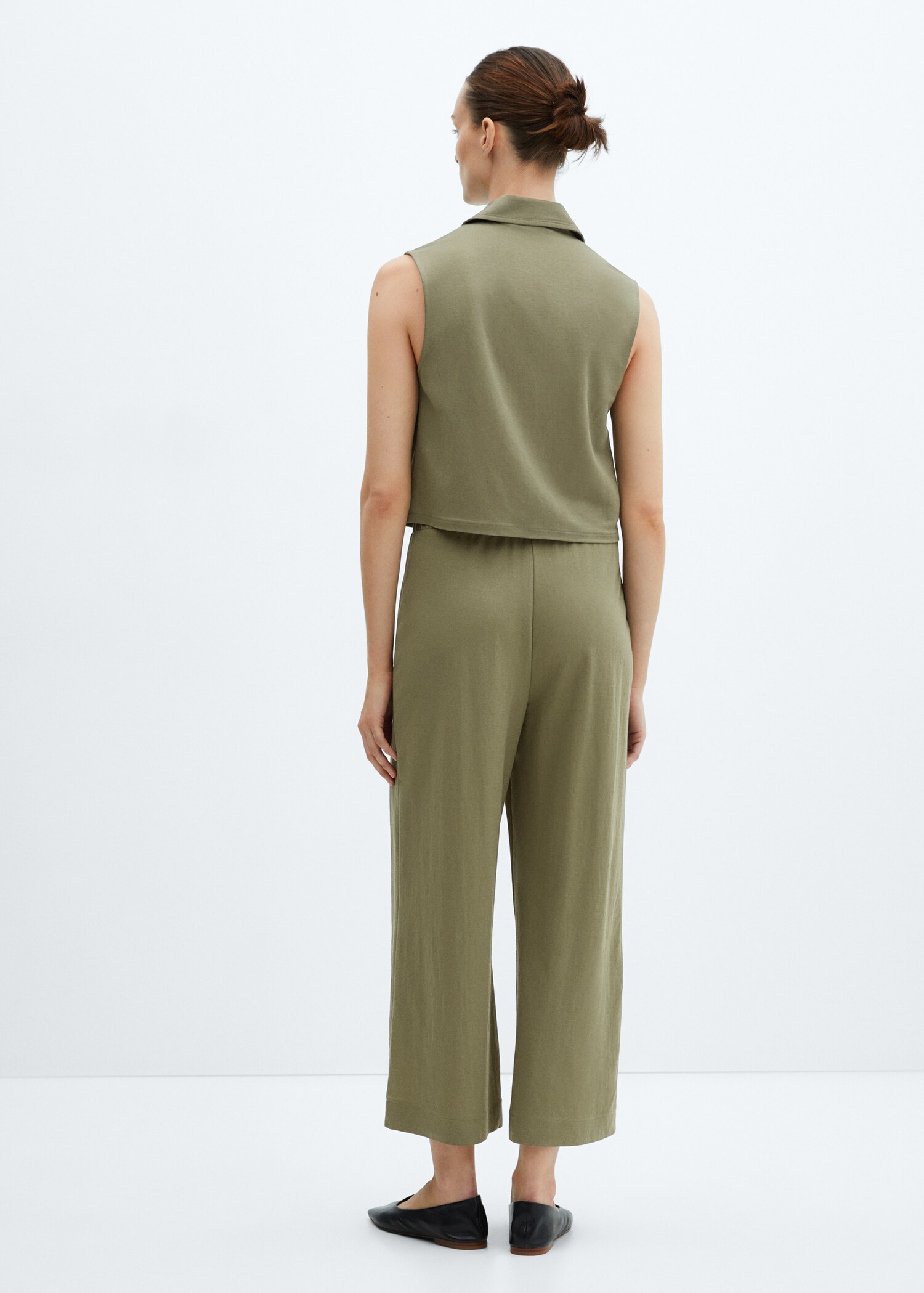 Shirt-collar waistcoat - Reverse of the article