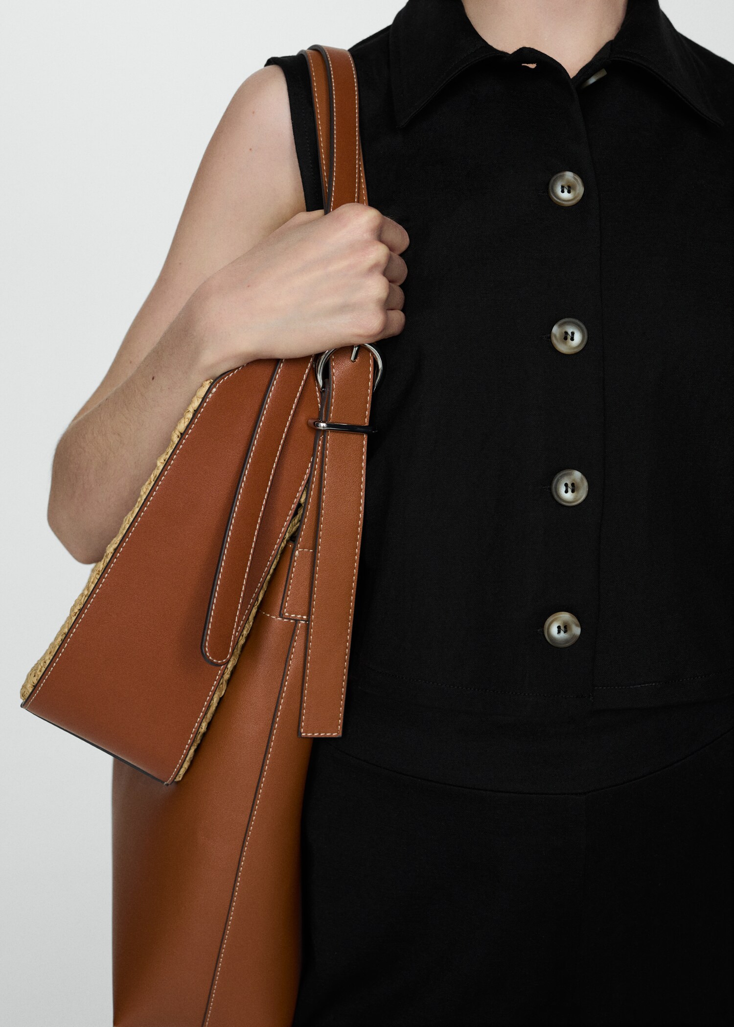 Shirt-collar waistcoat - Details of the article 6