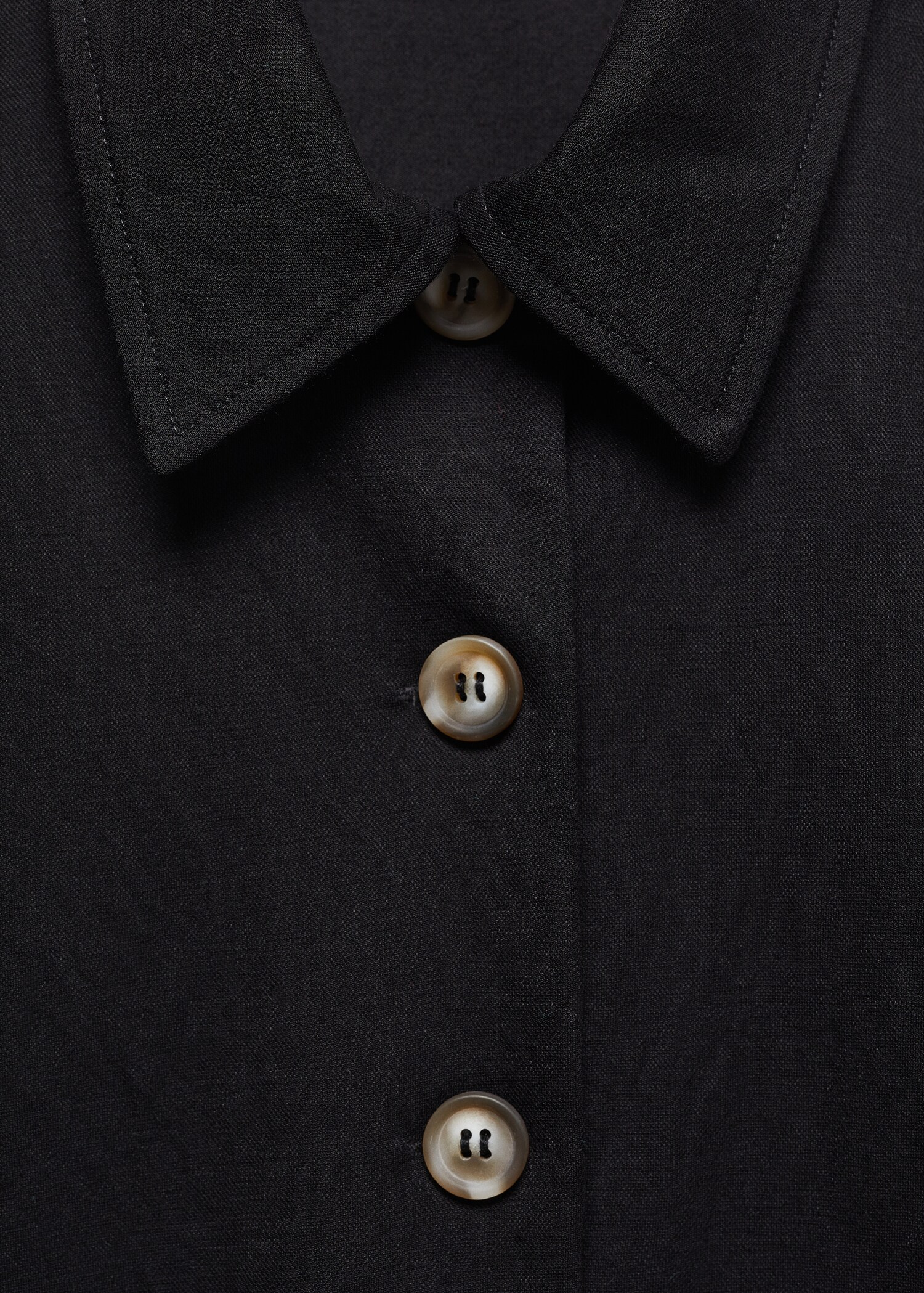 Shirt-collar waistcoat - Details of the article 8
