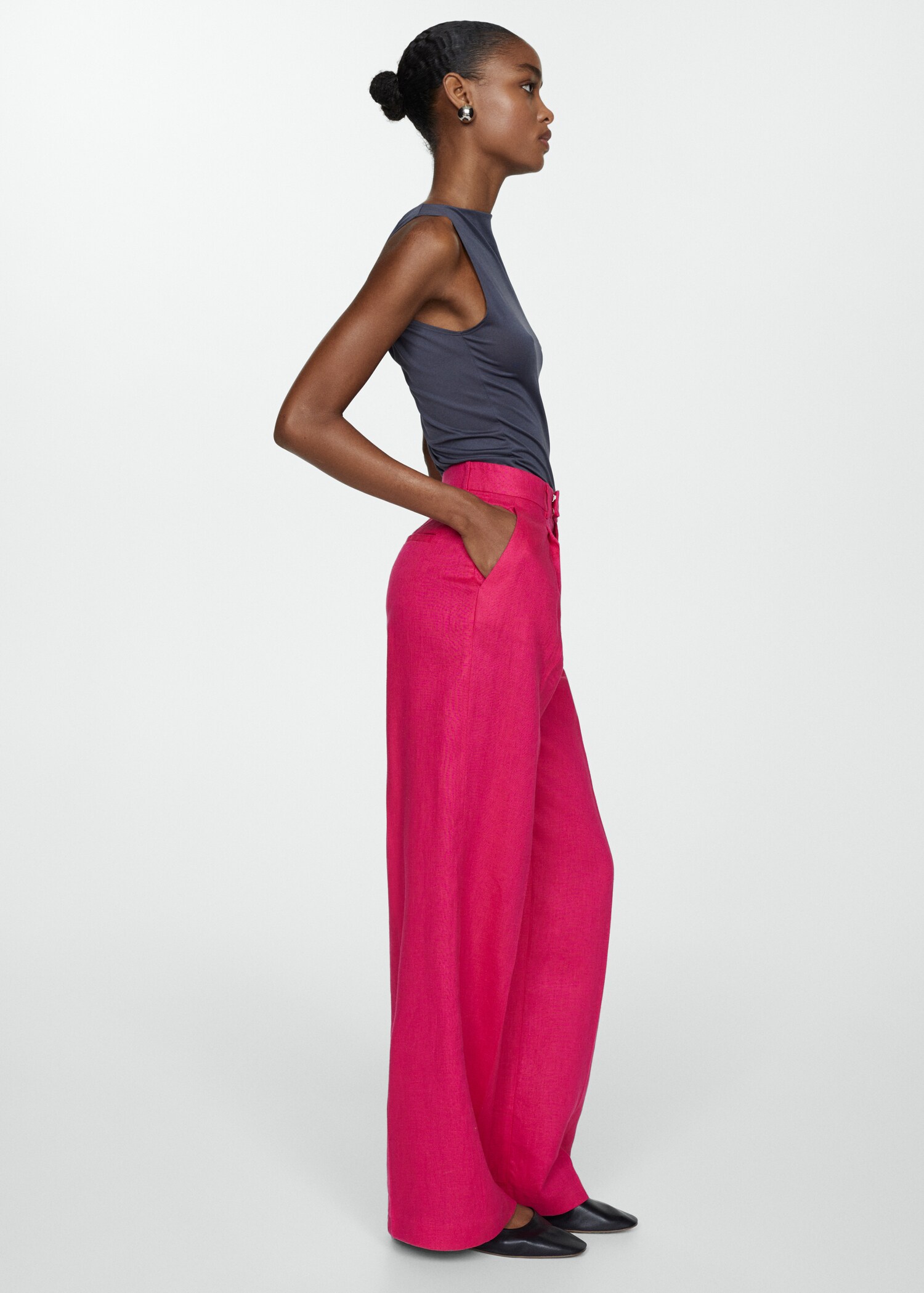 100% linen trousers with pleats - Details of the article 6
