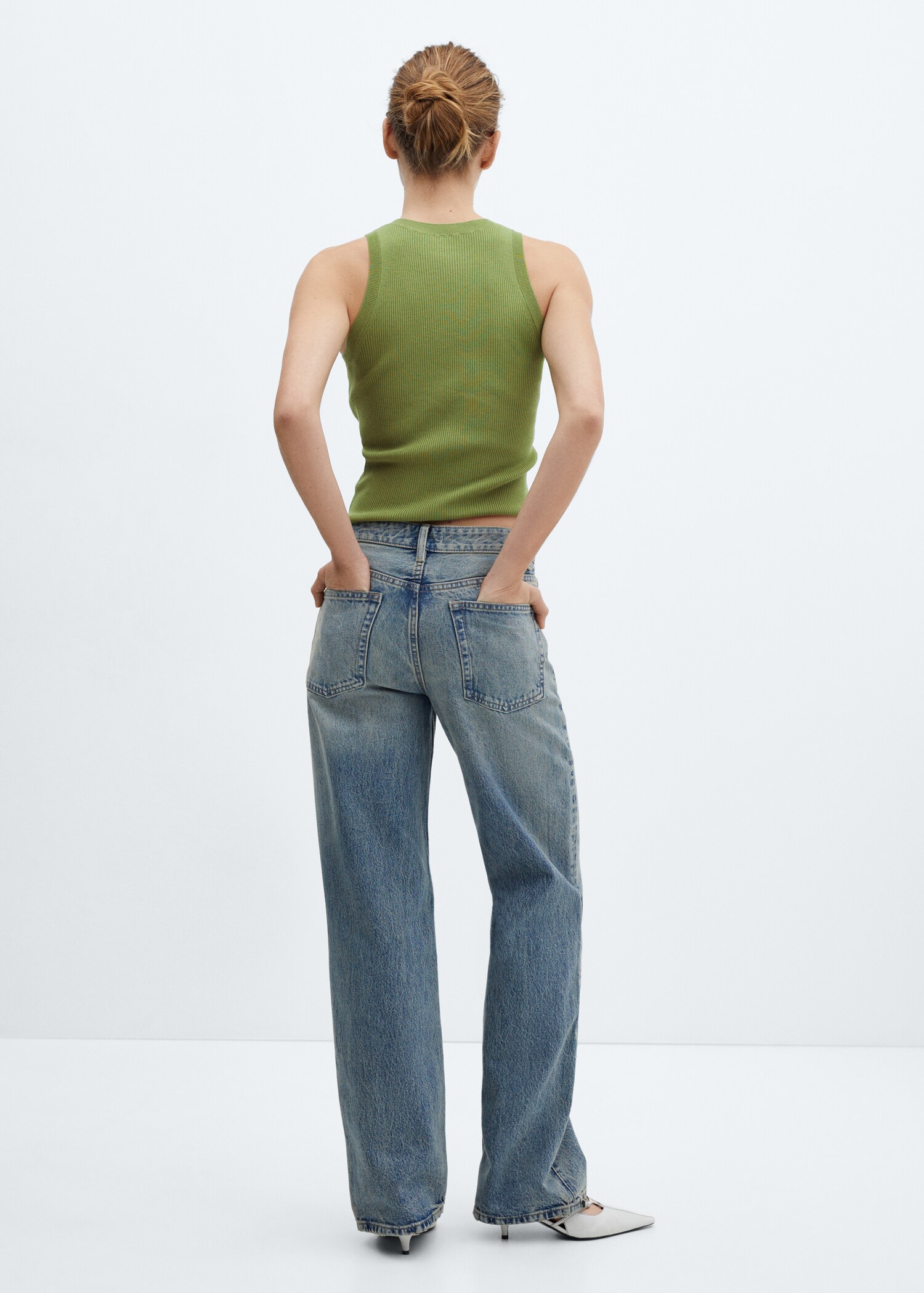 Ribbed knit top - Reverse of the article