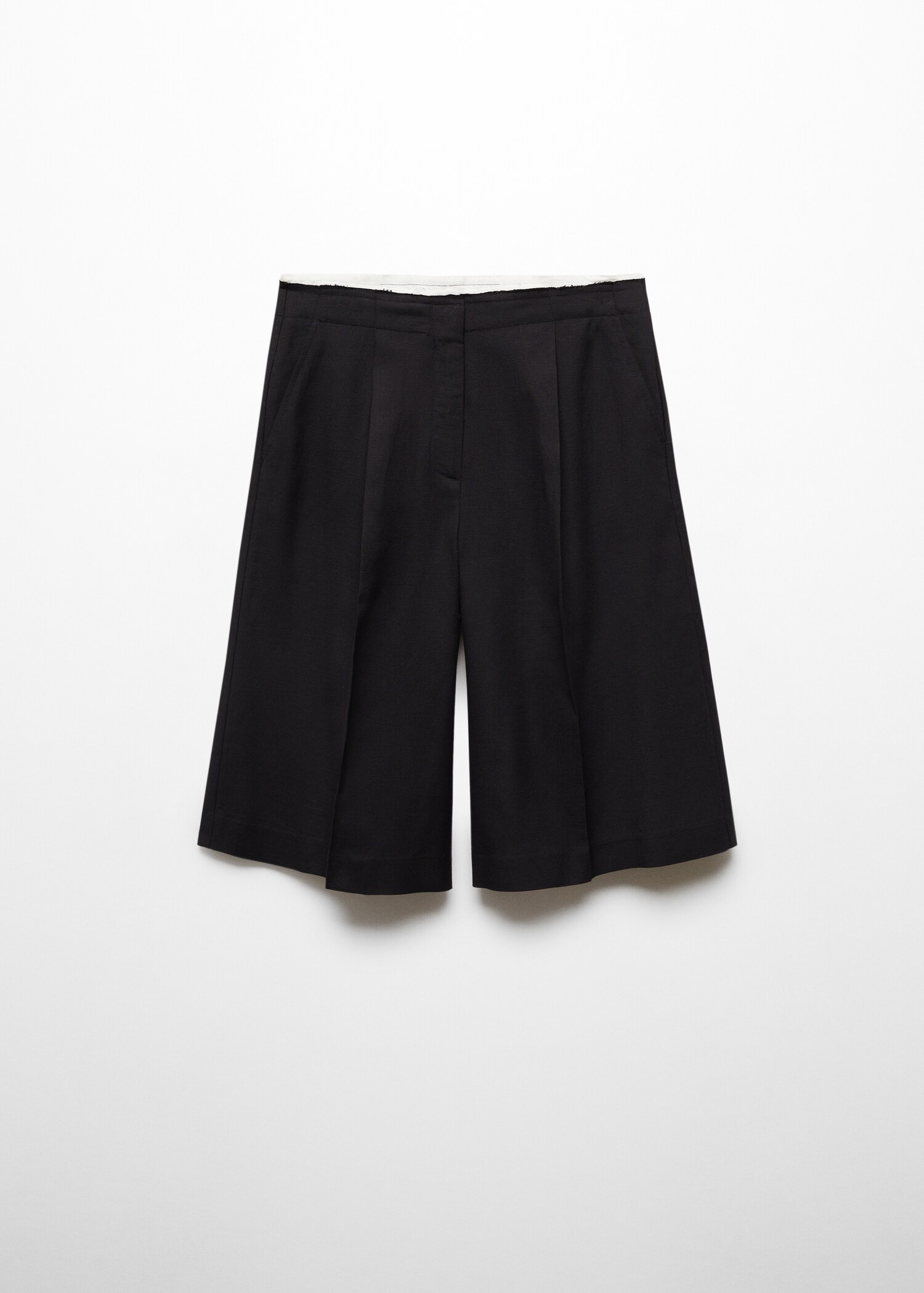 Bermuda shorts with contrast trim - Article without model
