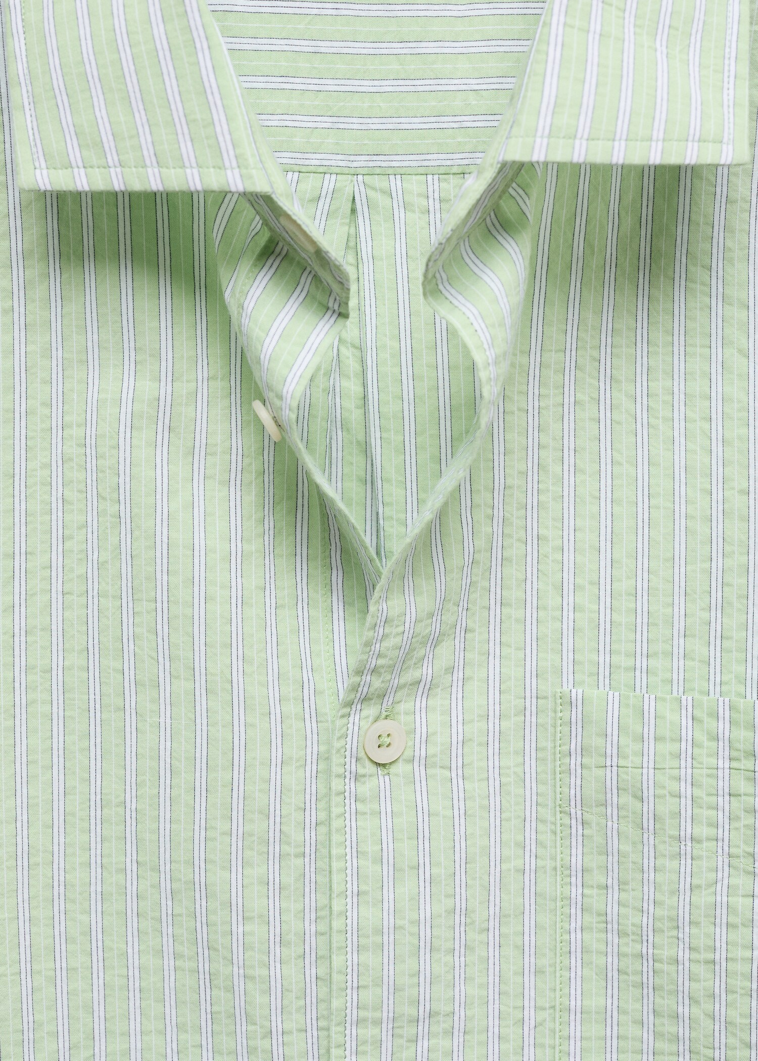 Classic-fit striped seersucker cotton shirt - Details of the article 8