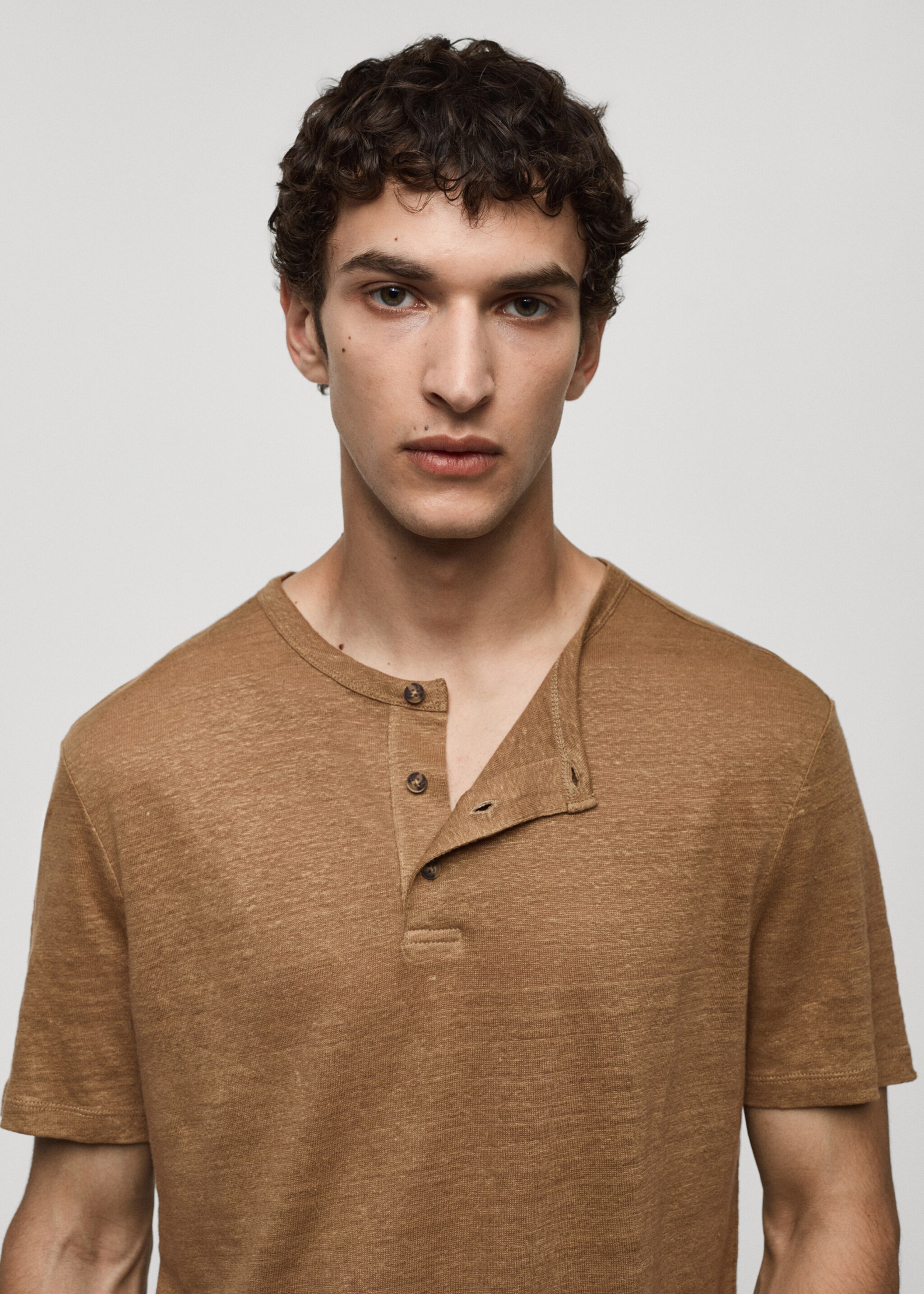 T-shirt slim-fit 100 % lin - Détail de l'article 1
