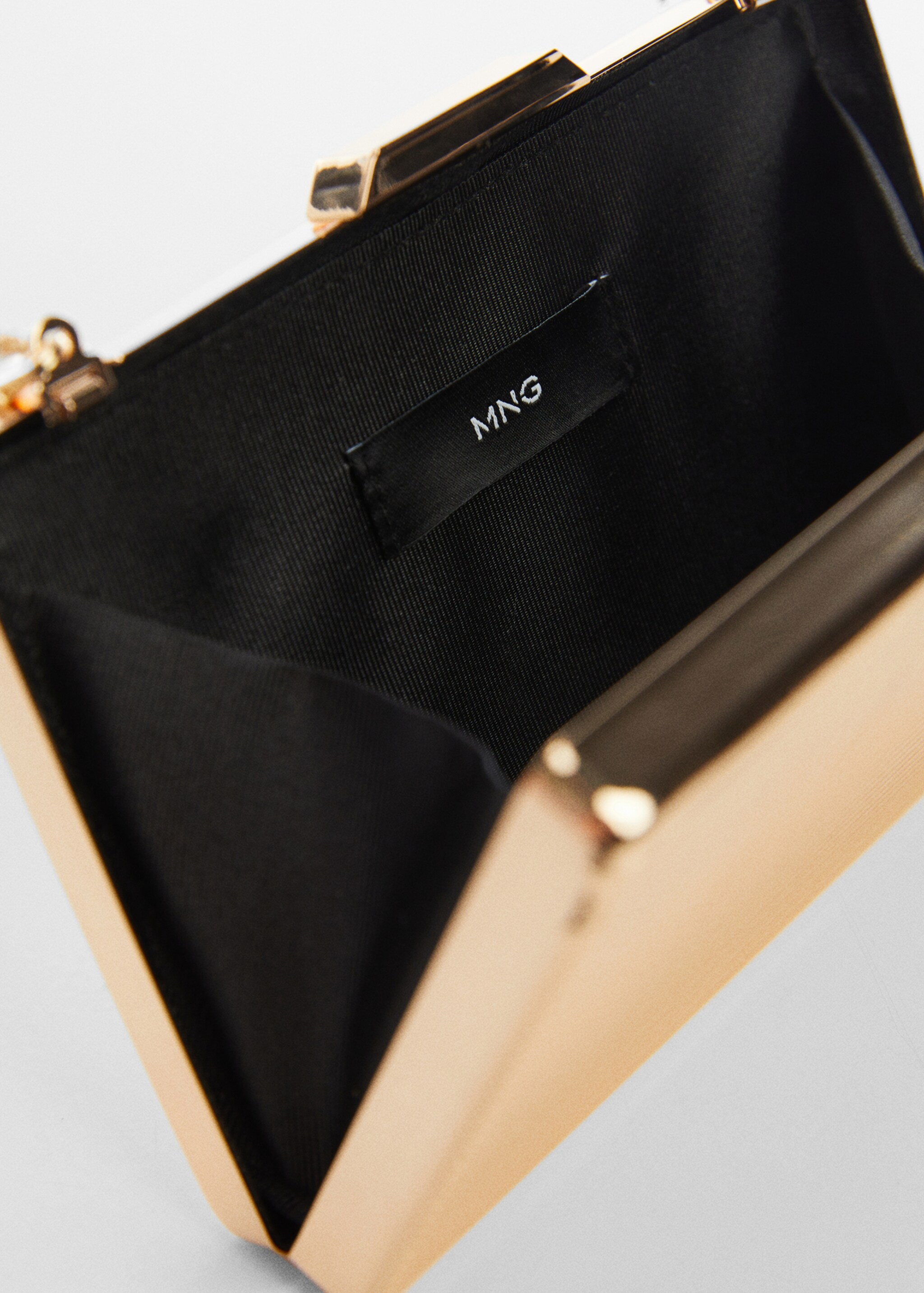 Metallic clutch bag - Details of the article 1