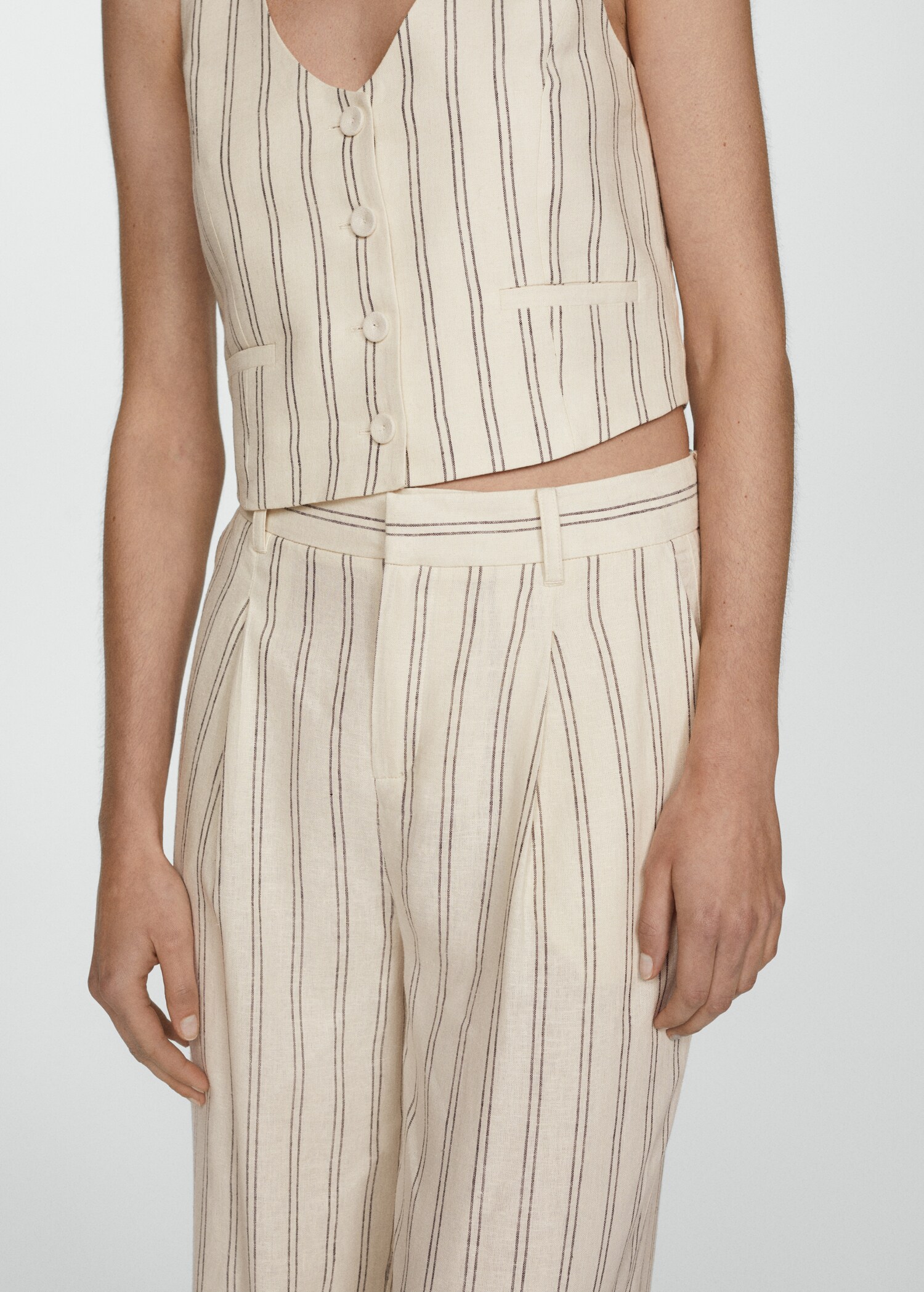Striped linen waistcoat - Details of the article 6