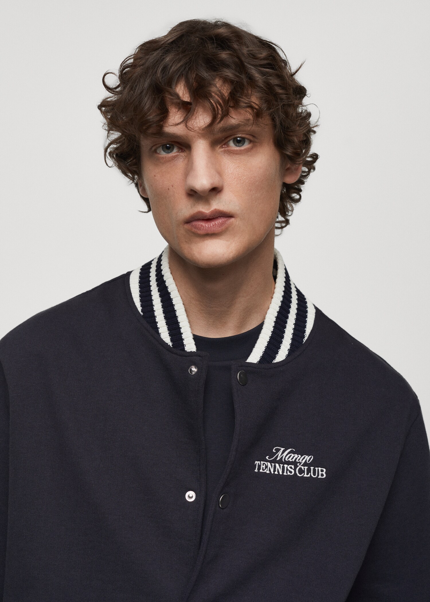 Bestickte Bomberjacke mit Streifenmuster - Detail des Artikels 1