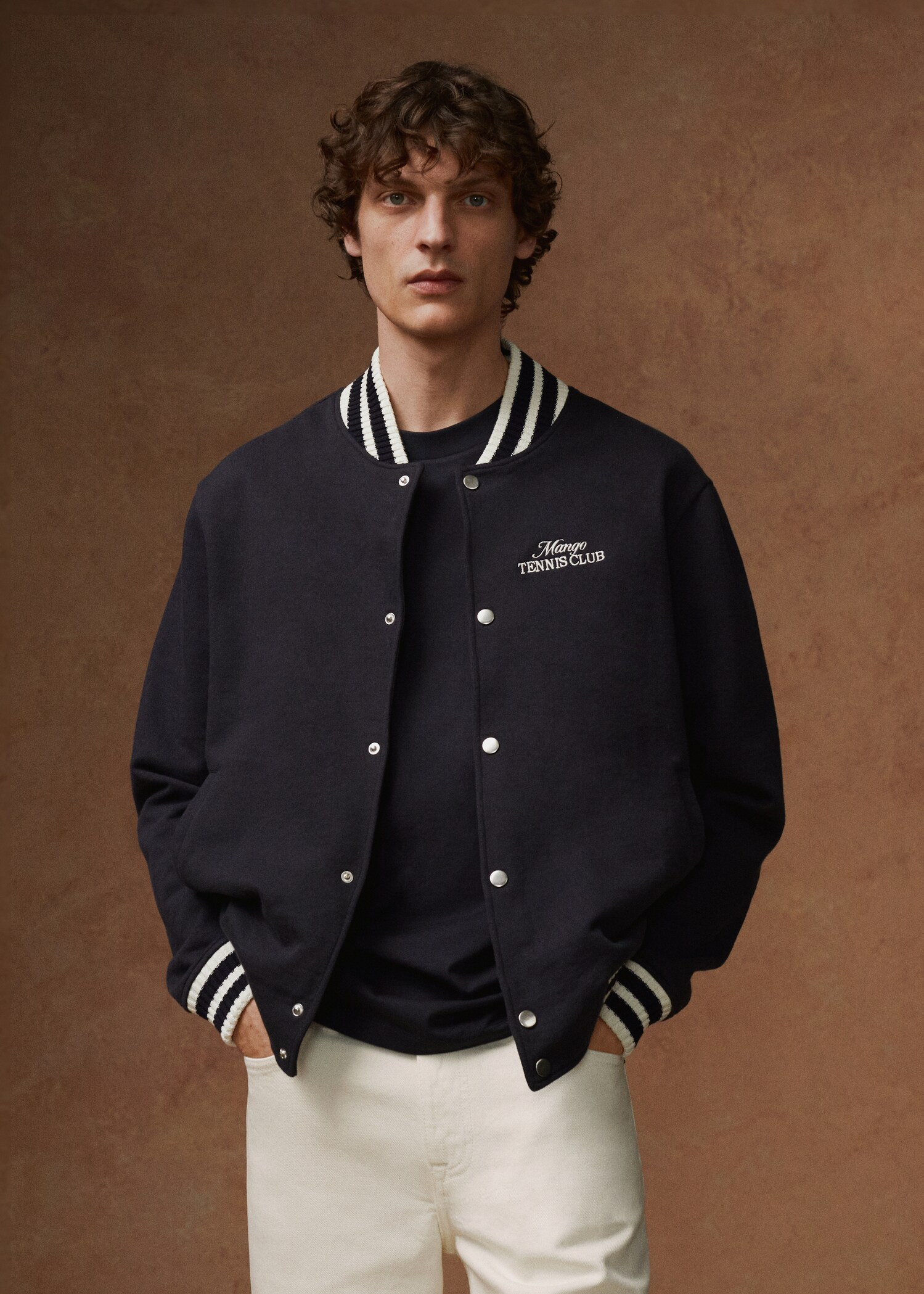 Bestickte Bomberjacke mit Streifenmuster - Detail des Artikels 5