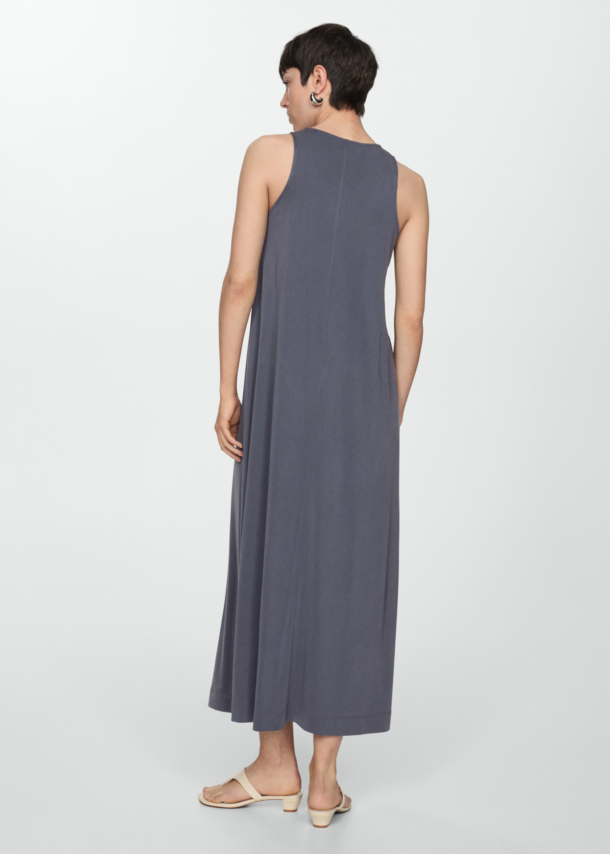 Long dress with straps - Reverse of the article