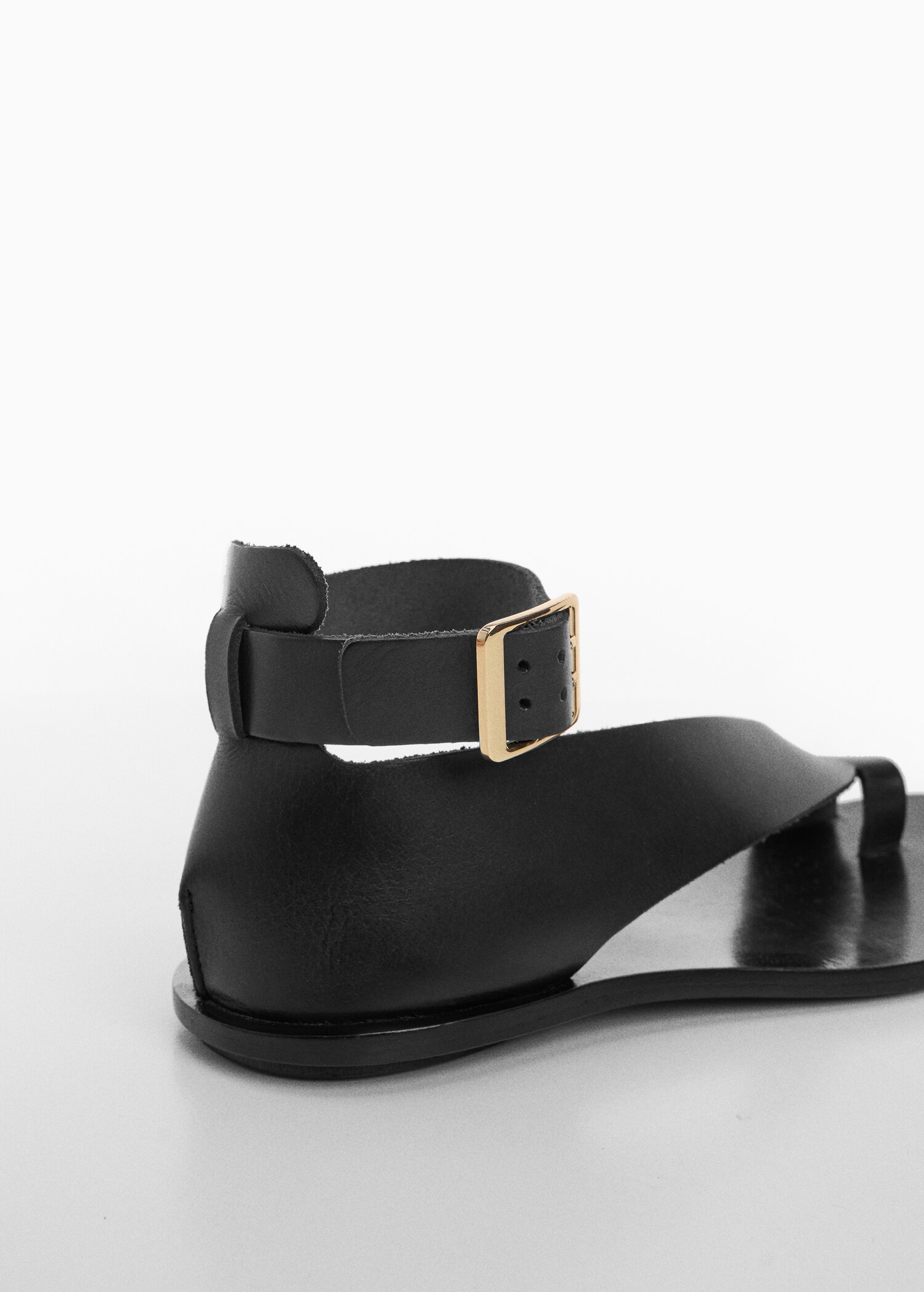 Buckle leather sandals - Details of the article 1