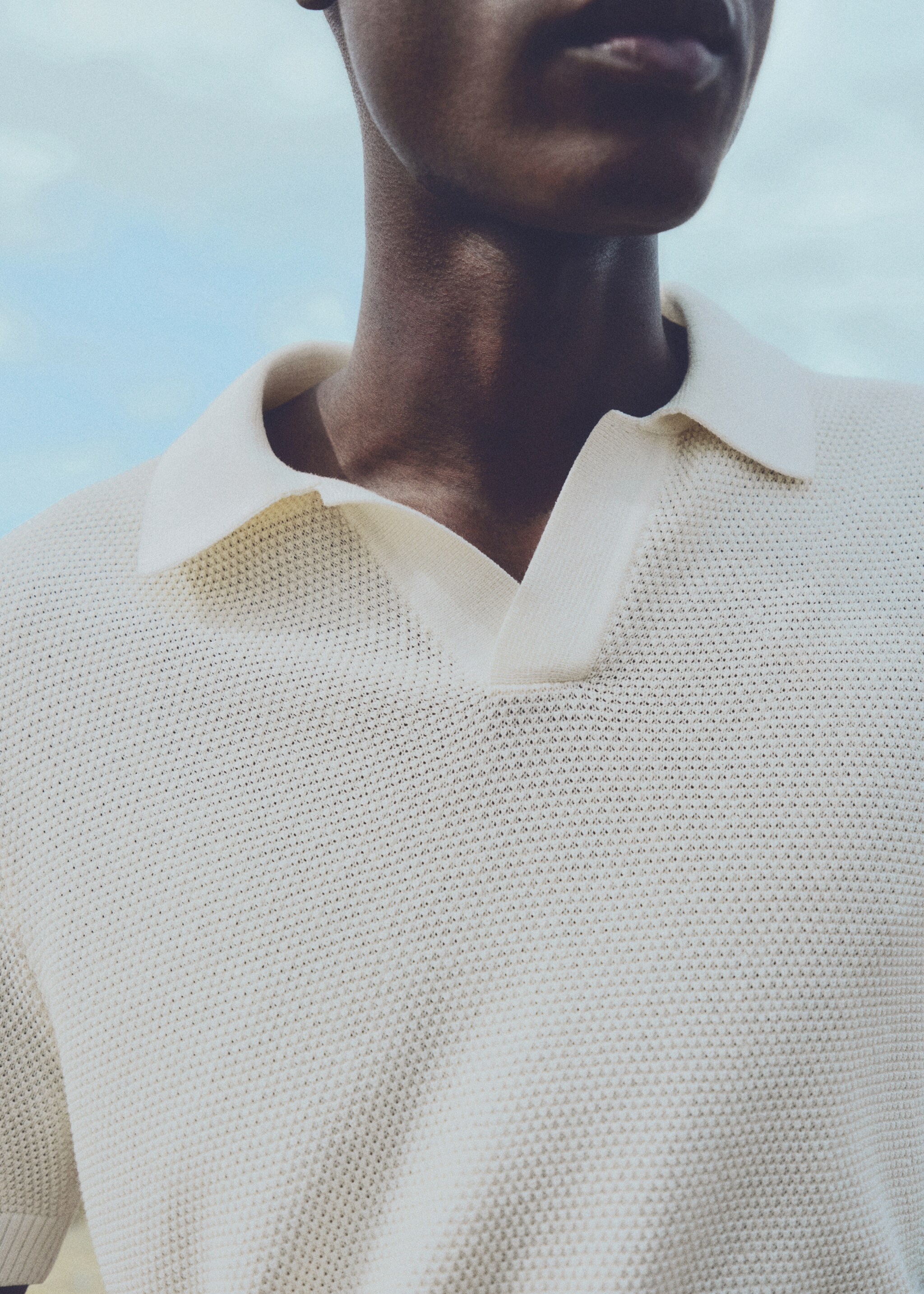 Structured knitted polo shirt - Details of the article 5