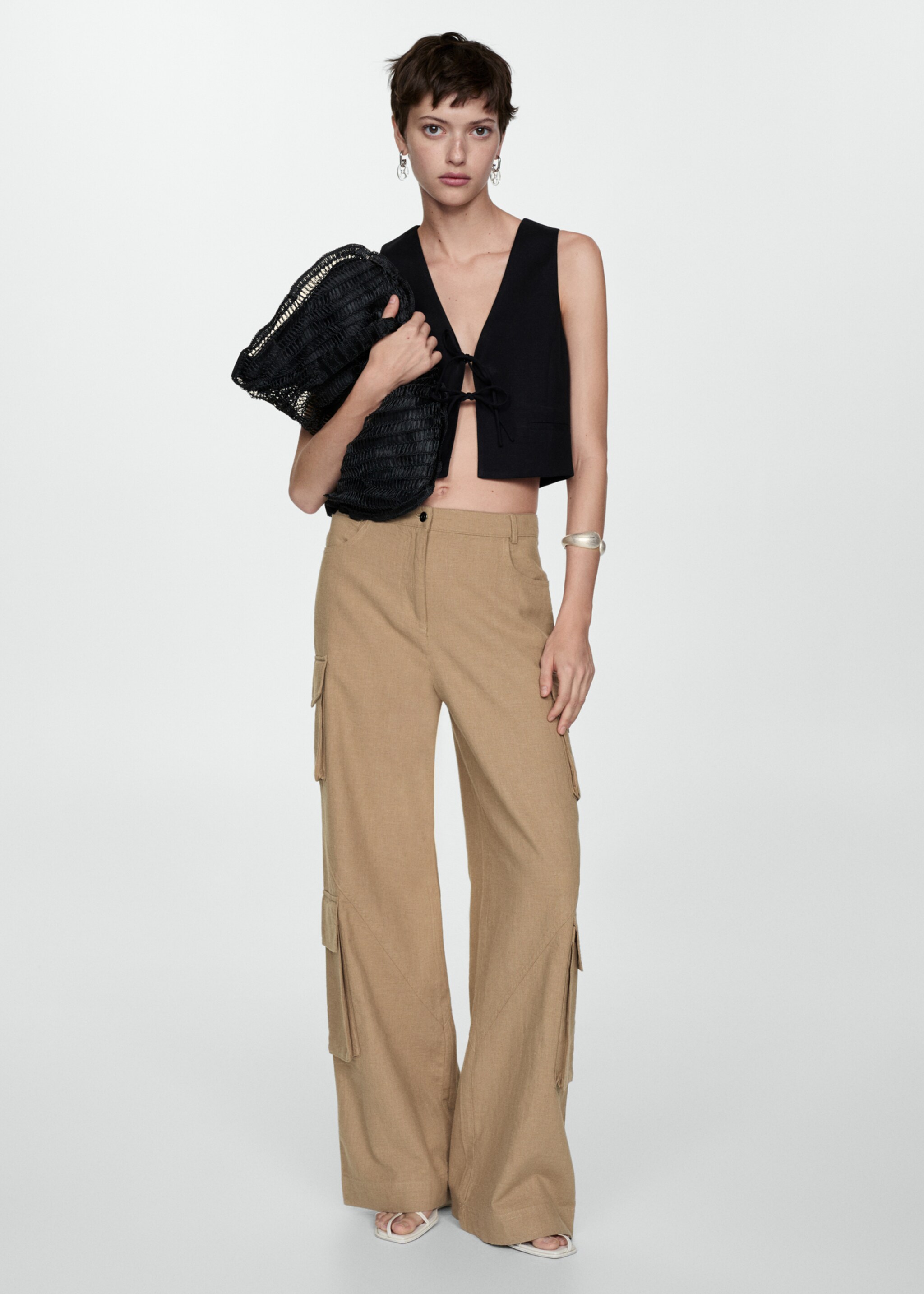 Cotton cargo trousers - Details of the article 2, Brown. Ref: 67089404-00.