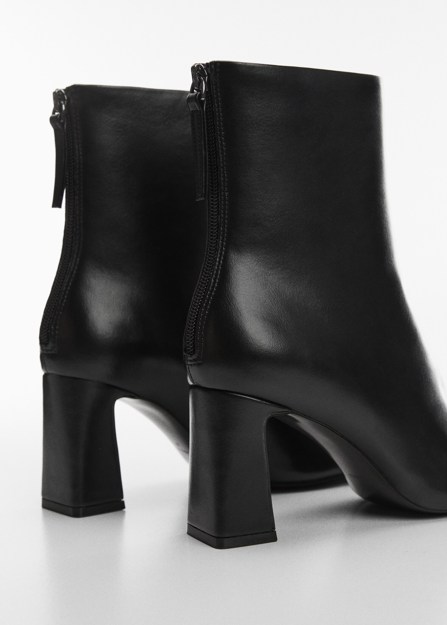 Stiefelette mit Reißverschluss - Detail des Artikels 1