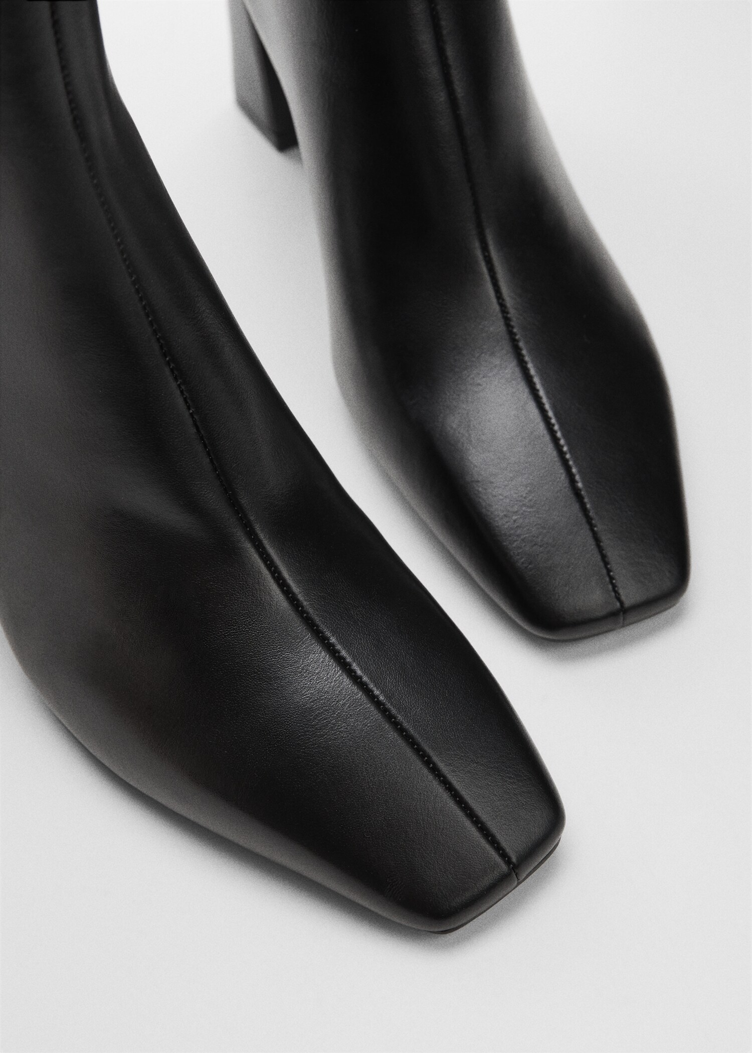 Stiefelette mit Reißverschluss - Detail des Artikels 2
