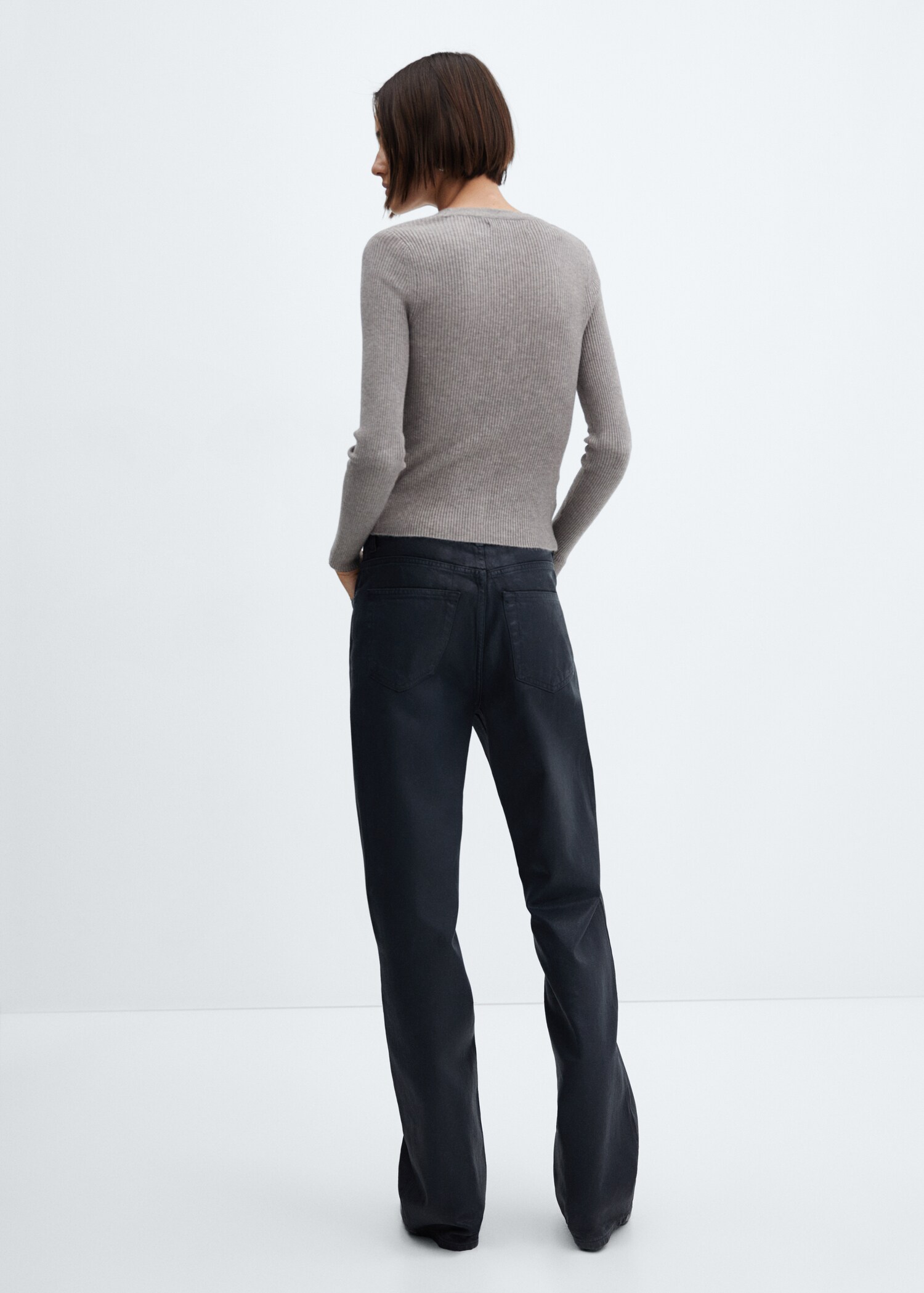 V-neck ribbed cardigan - Reverse of the article