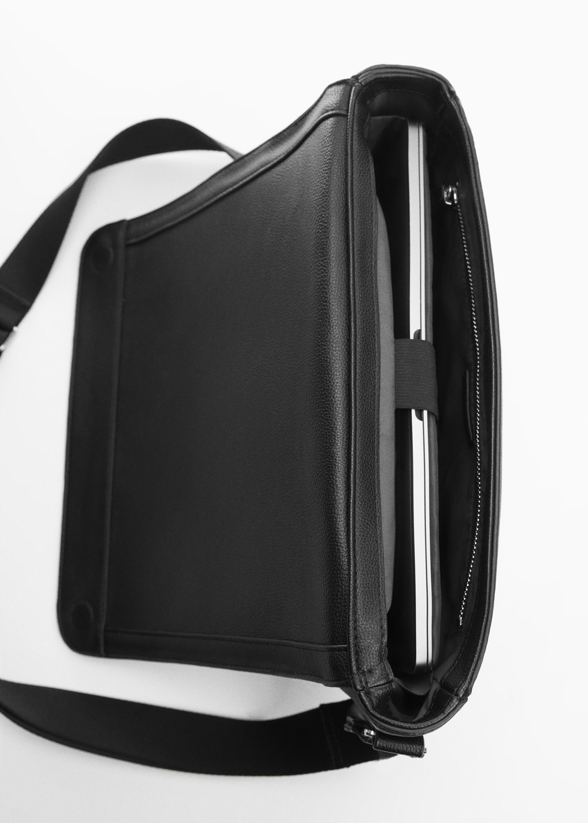 Geantă crossbody cu aspect de piele botalată - Detaliu al articolului 2