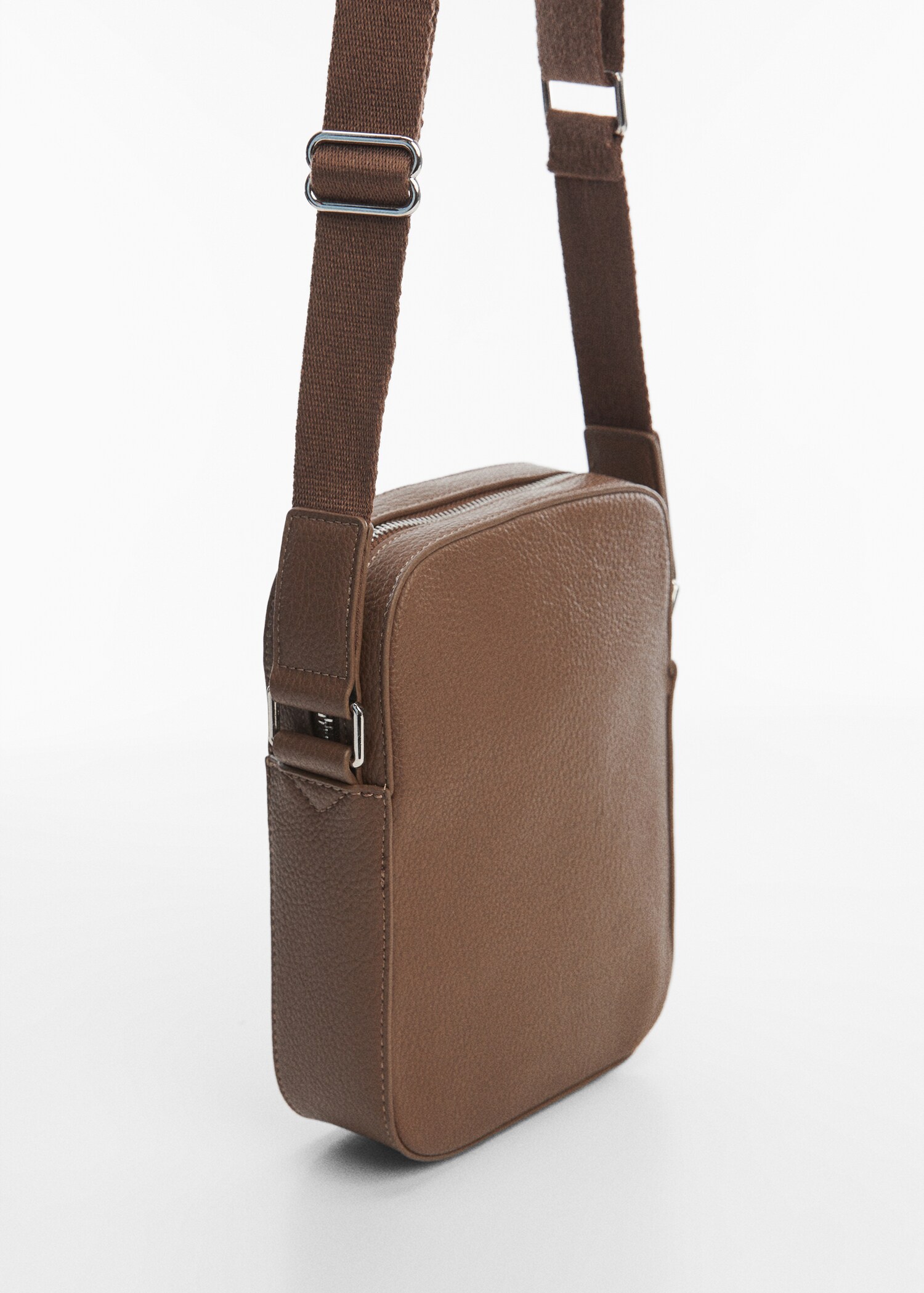 Sac bandoulière simili-cuir effet grainé - Plan moyen