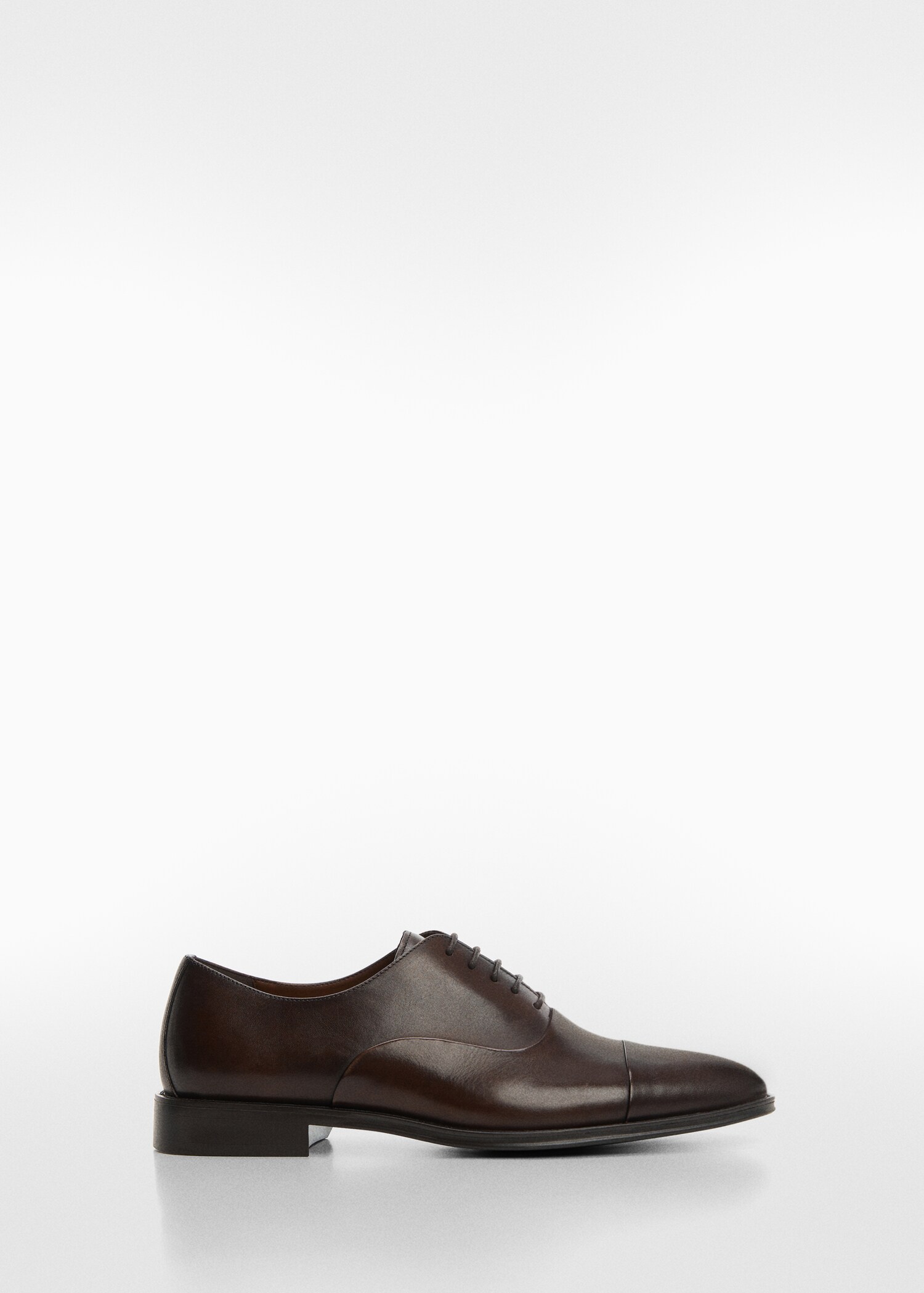 Chaussures costume cuir forme allongée - Article sans modèle