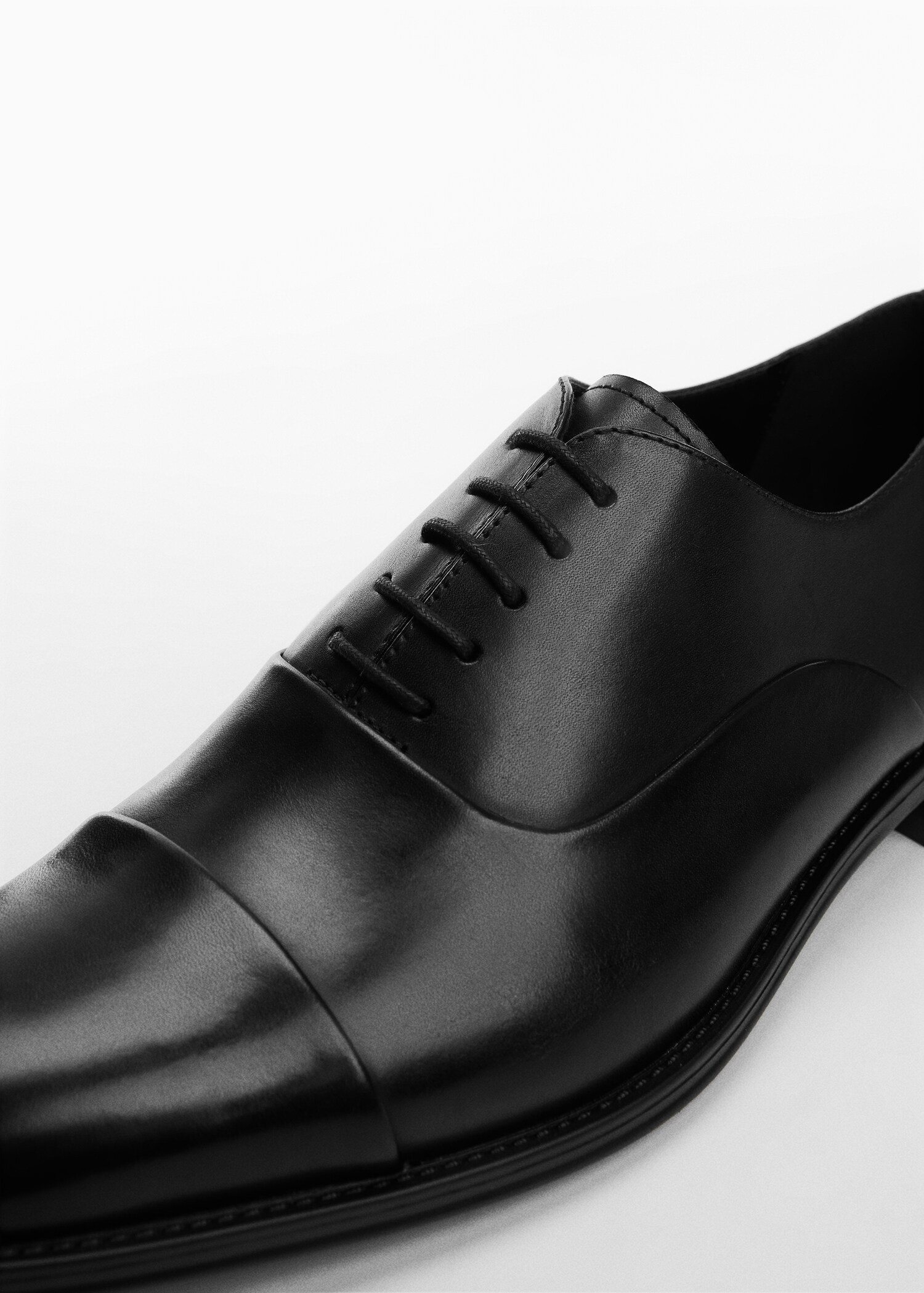 Chaussures costume cuir forme allongée - Détail de l'article 1