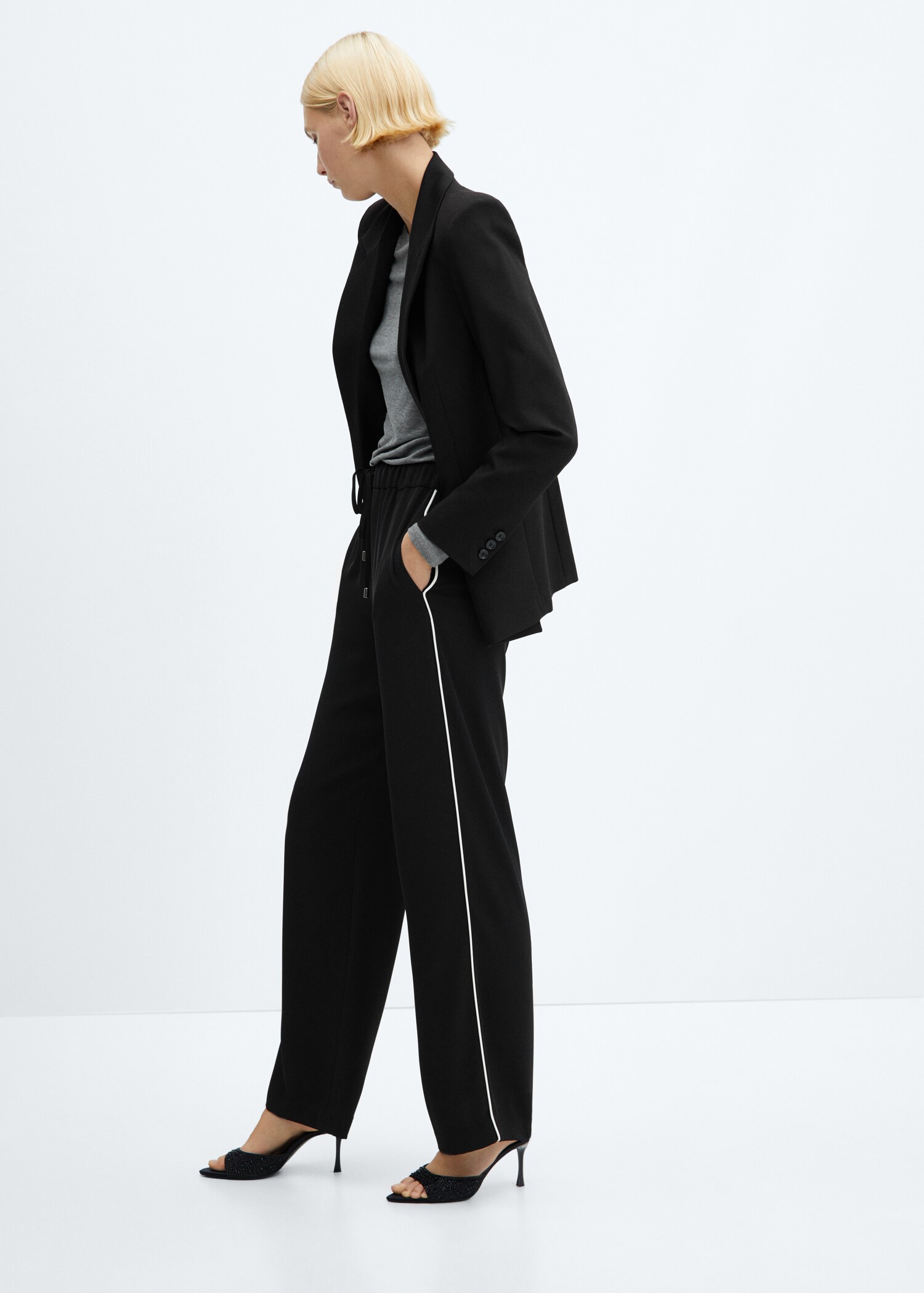 Elastic waist trousers - Details of the article 6