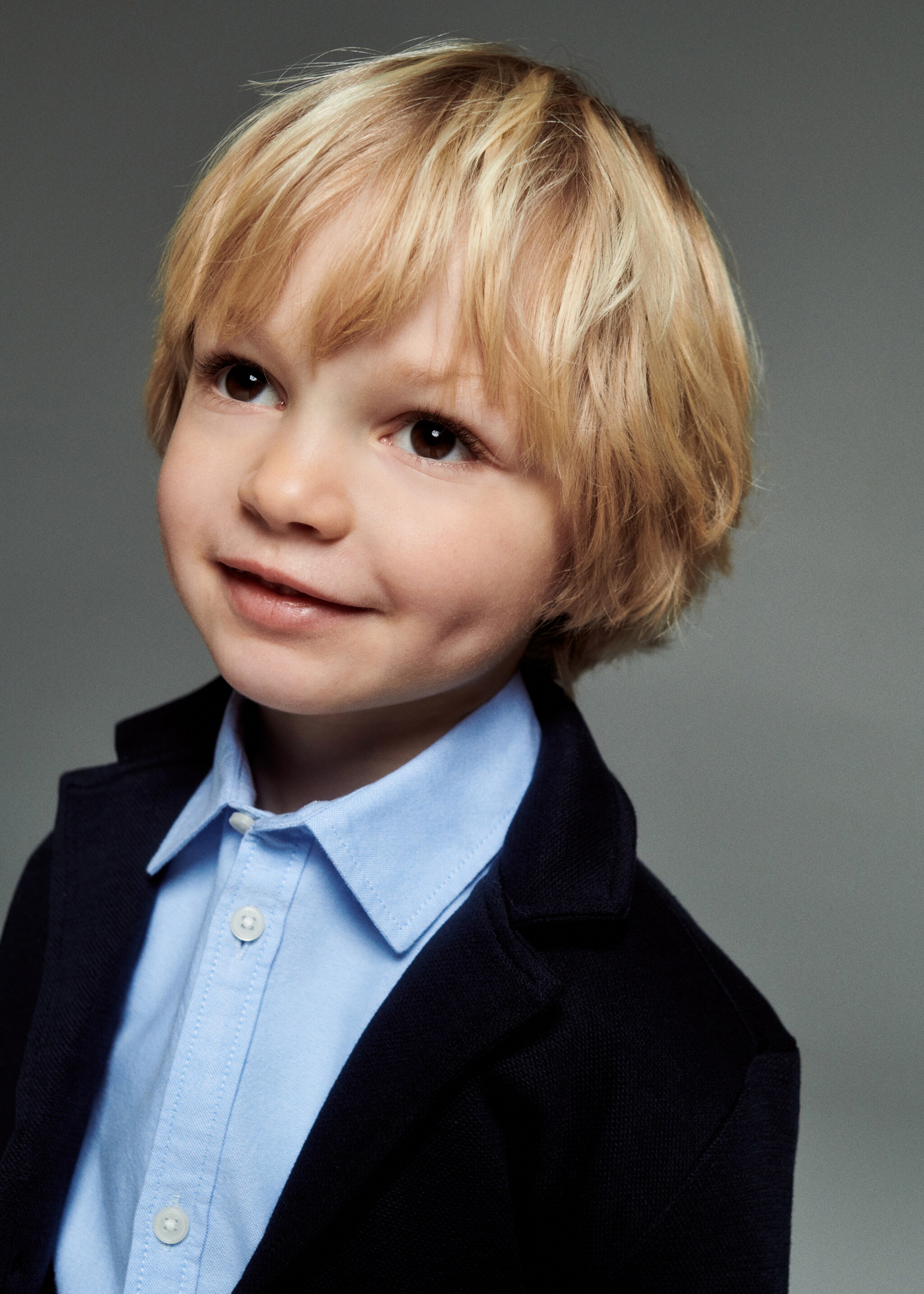 Chemise oxford en coton - Détail de l'article 5, Bleu ciel. Ref: 67090654-00.