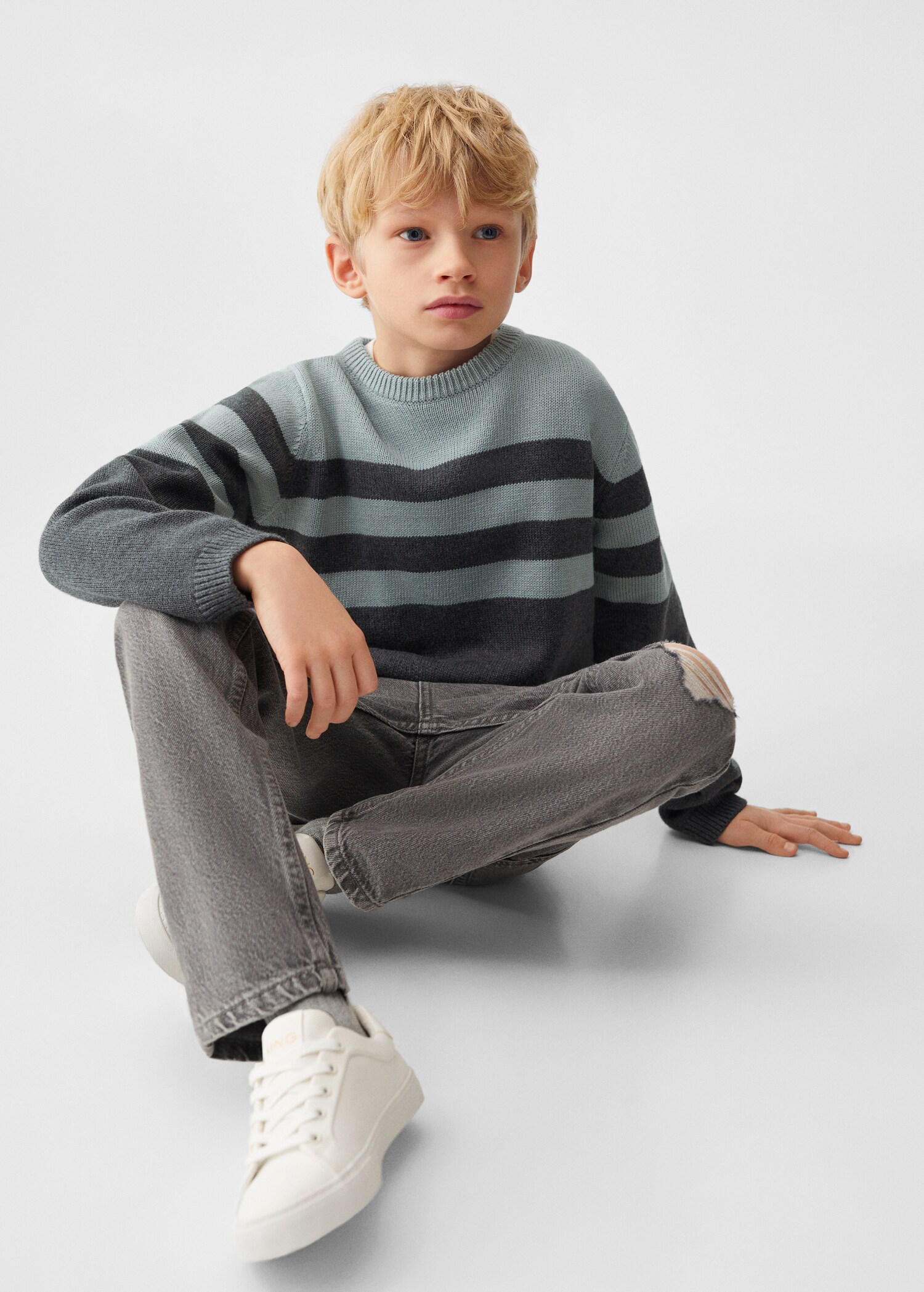 Dad decorative ripped jeans - Details of the article 2