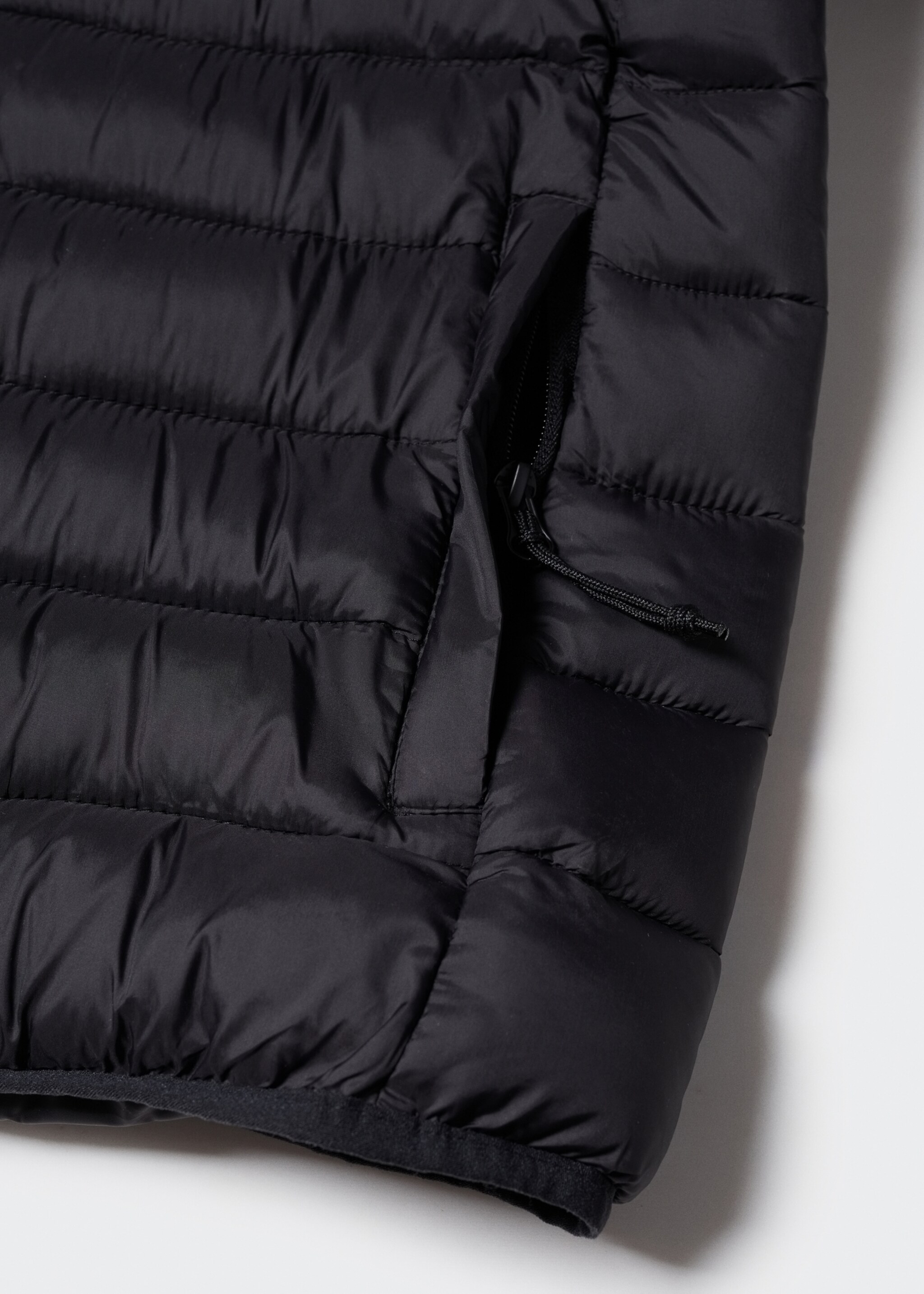 Anorak acolchado cremallera - Detalle del artículo 8, Negro. Ref: 67090676-00.