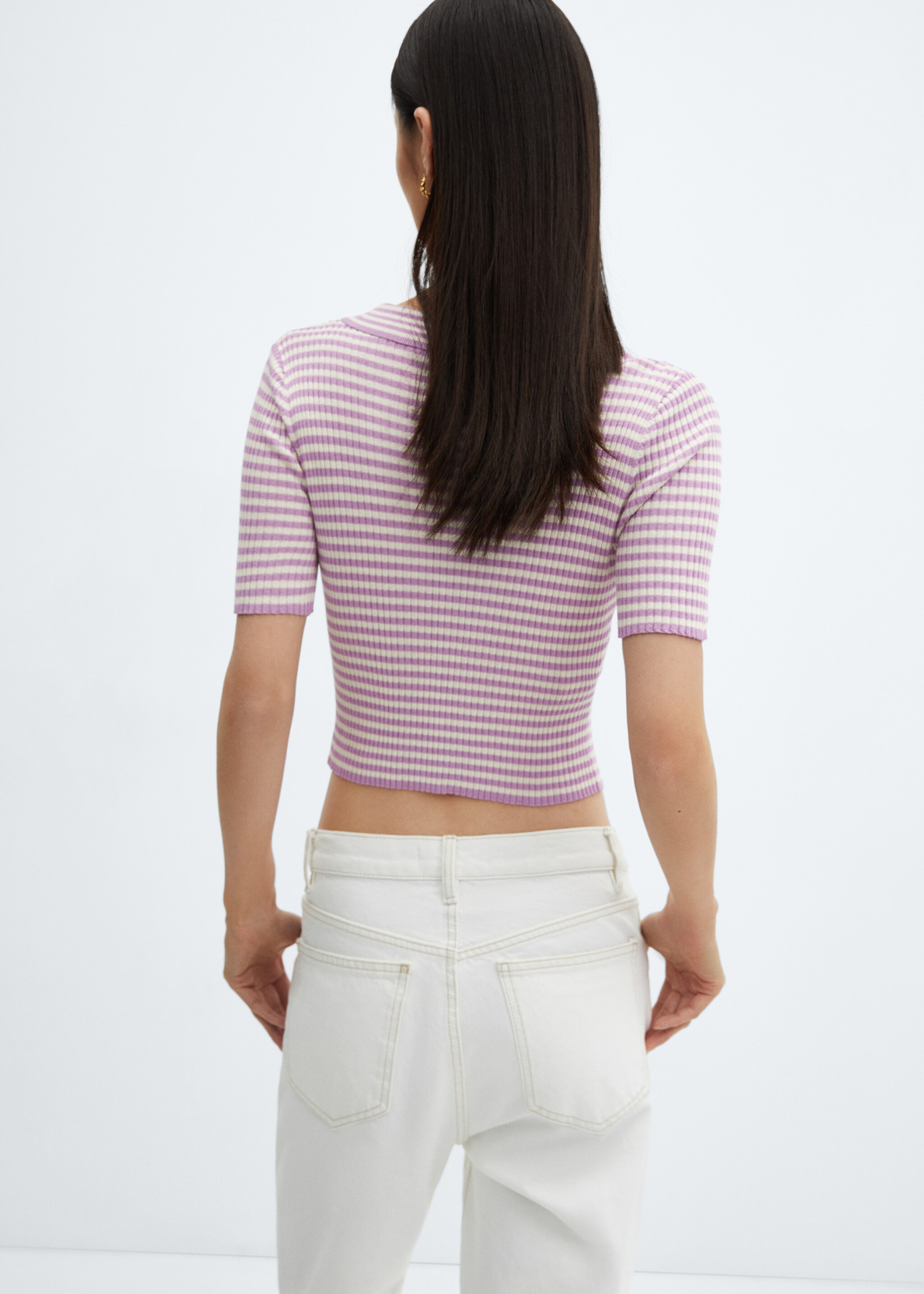 Gestreiftes Poloshirt mit Reißverschluss - Rückseite des Artikels, Helllila/Pastelllila. Ref: 67092527-00.