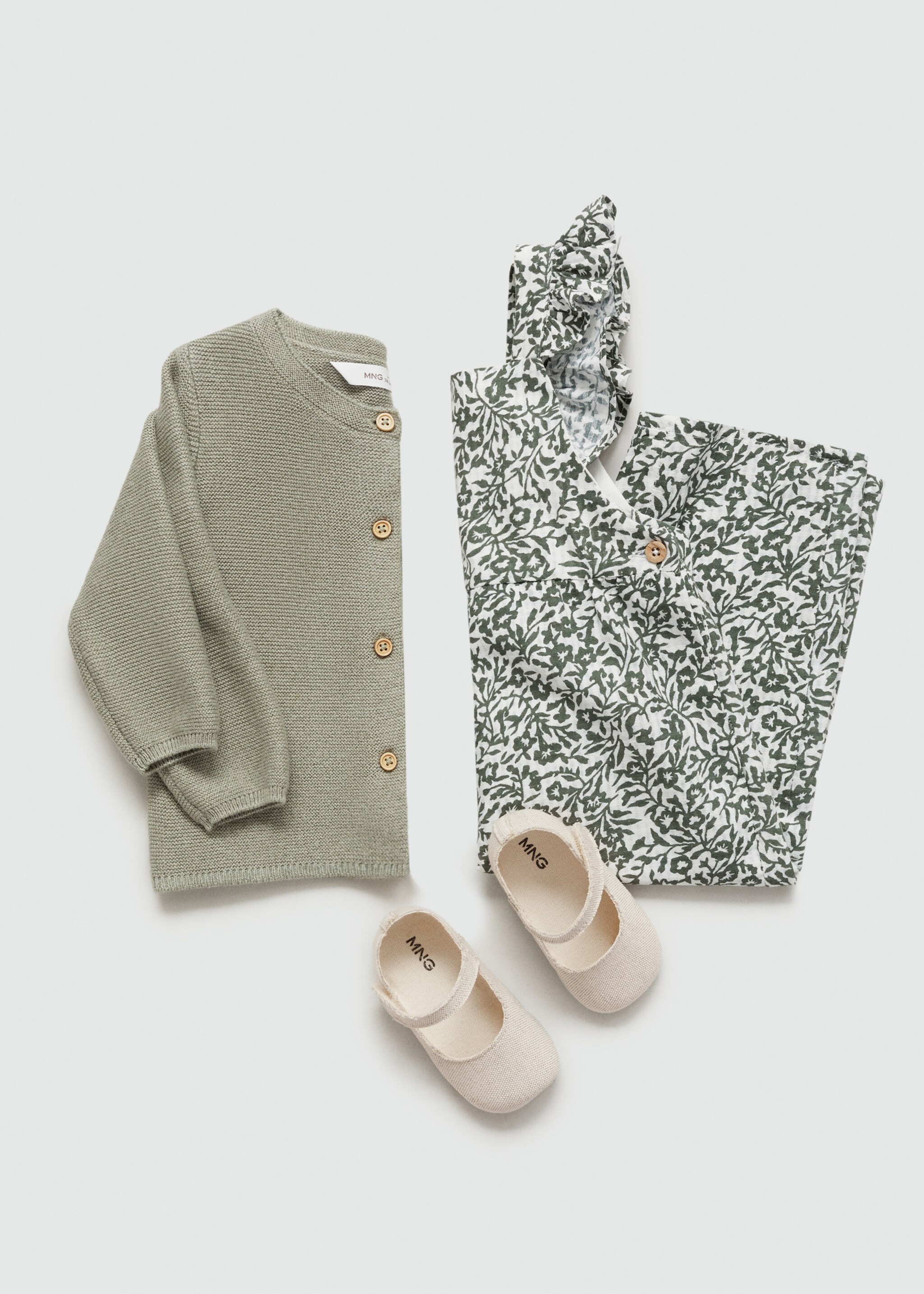 Button knit cardigan - Details of the article 7, Green. Ref: 67092532-00.