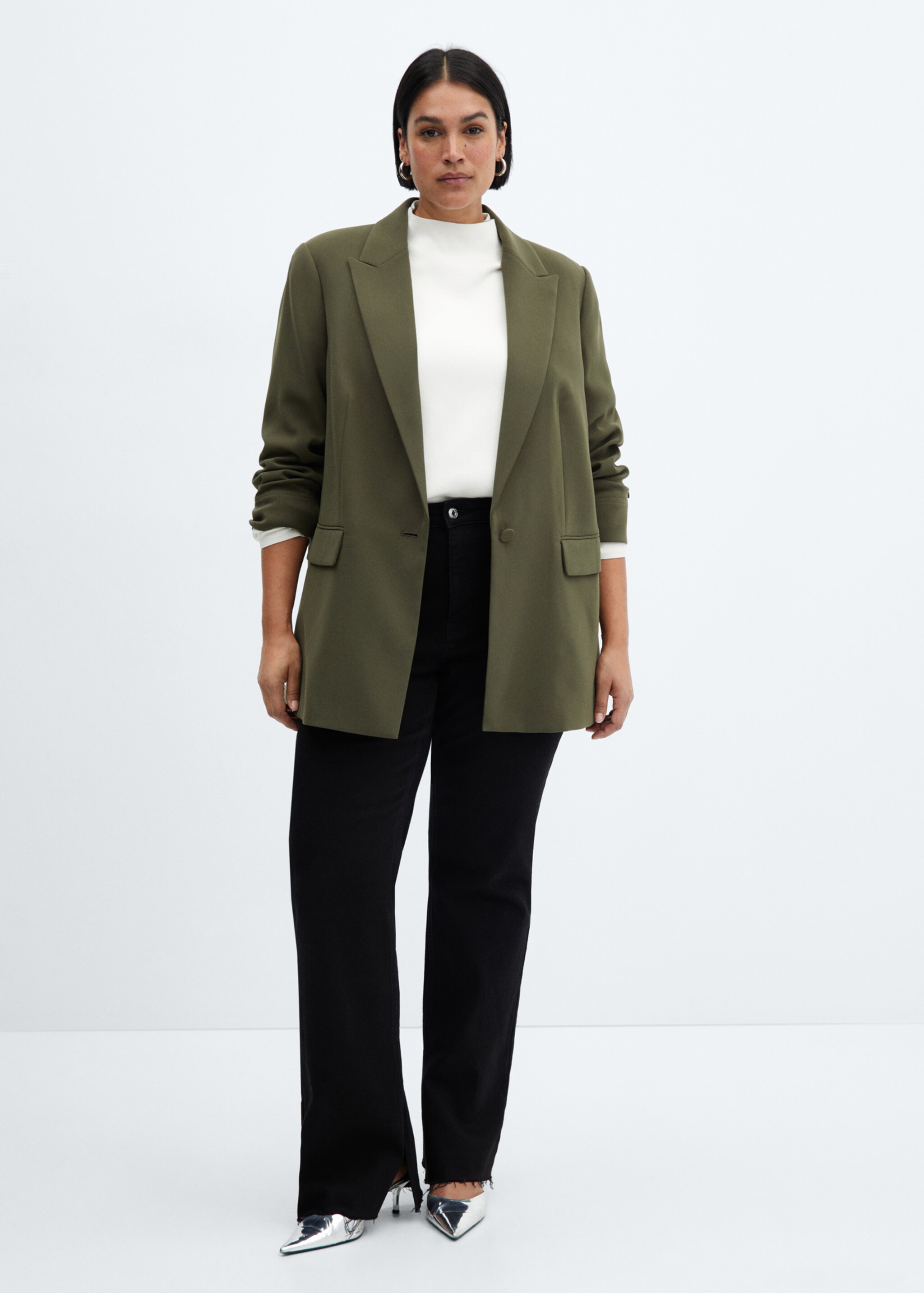 Tailored jacket with turn-down sleeves - Details of the article 3, Khaki. Ref: 67093264-00.