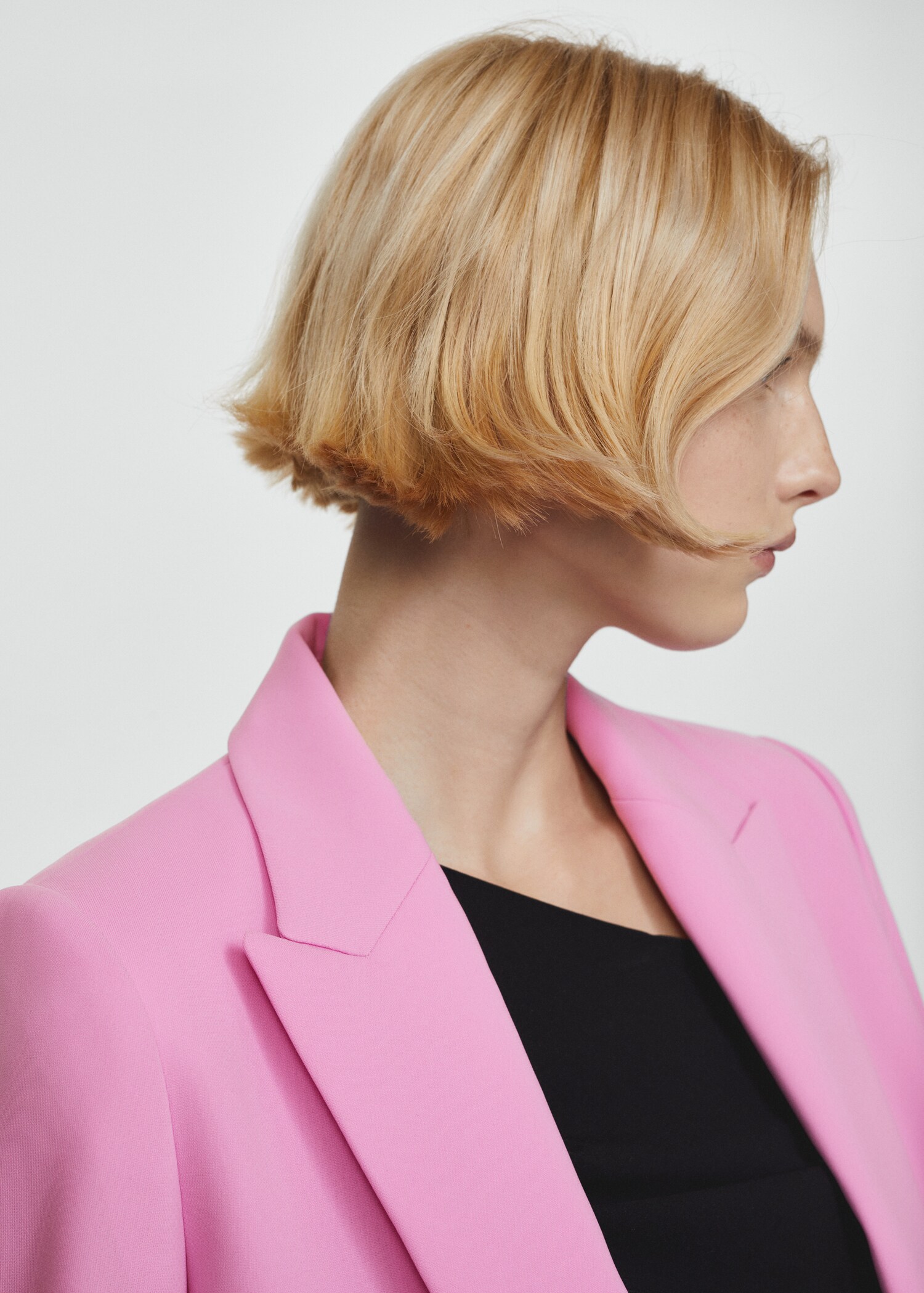 Tailored jacket with turn-down sleeves - Details of the article 1