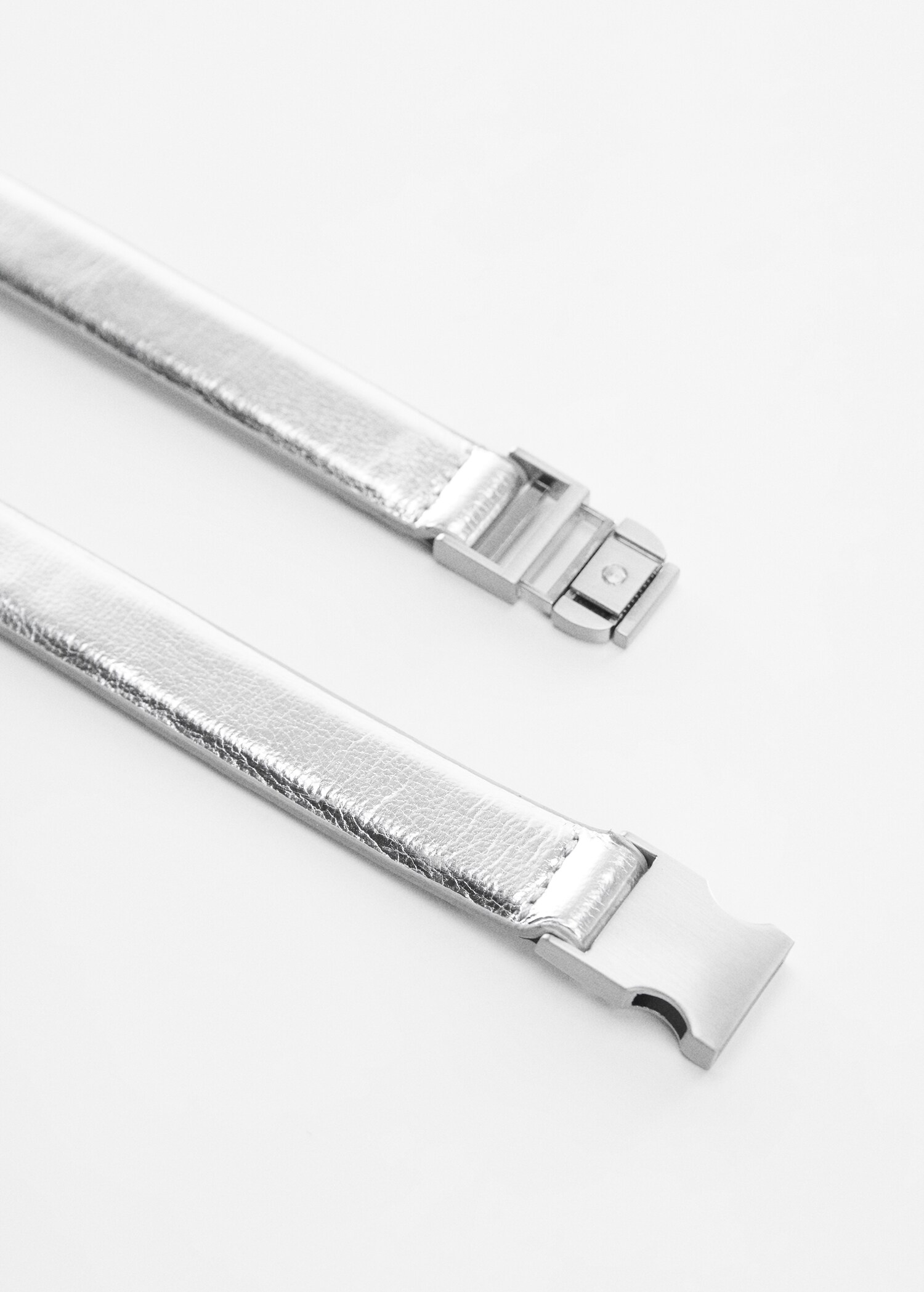 Metal fastening leather belt - Medium plane