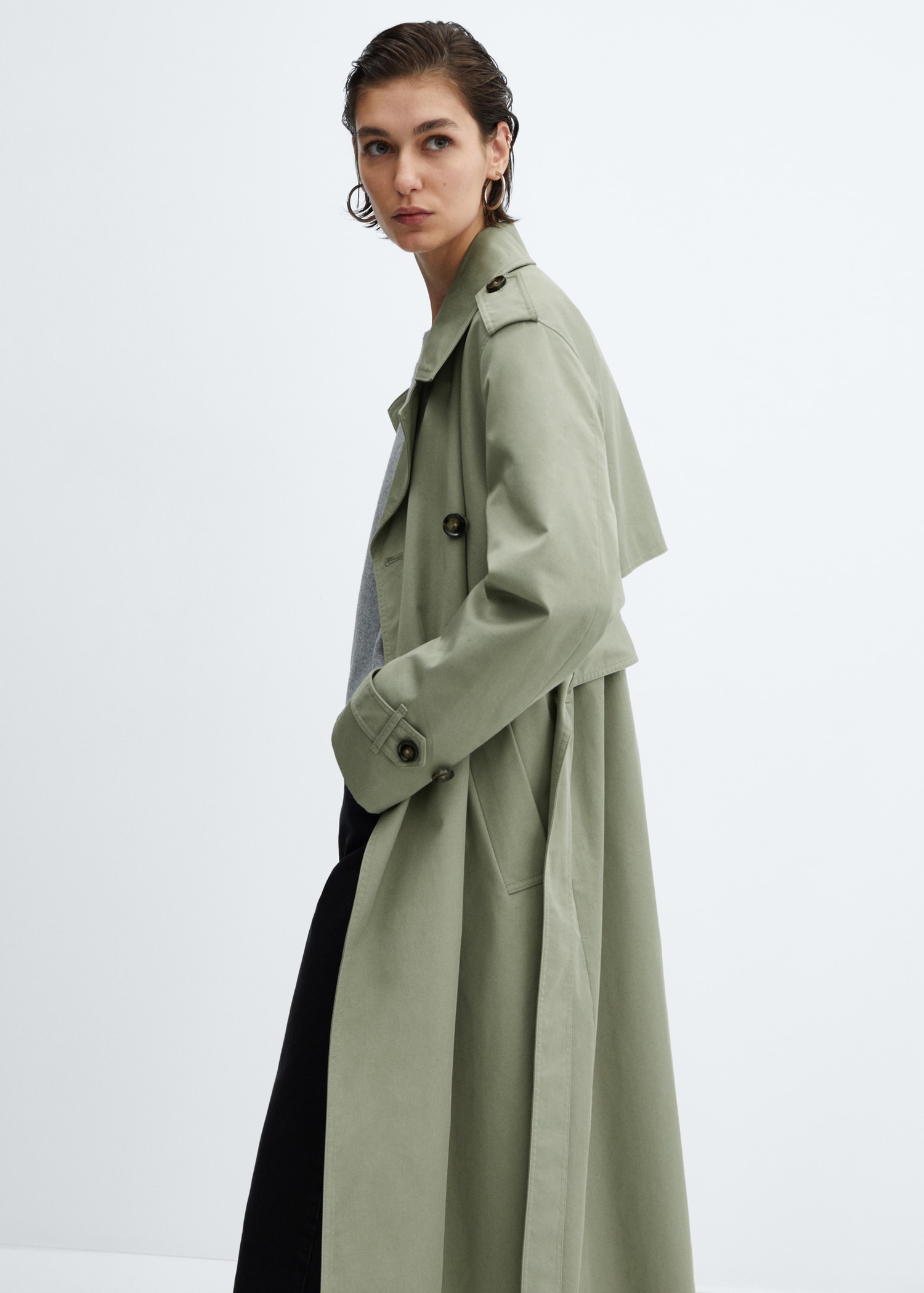 Trench doble botonadura - Plano medio