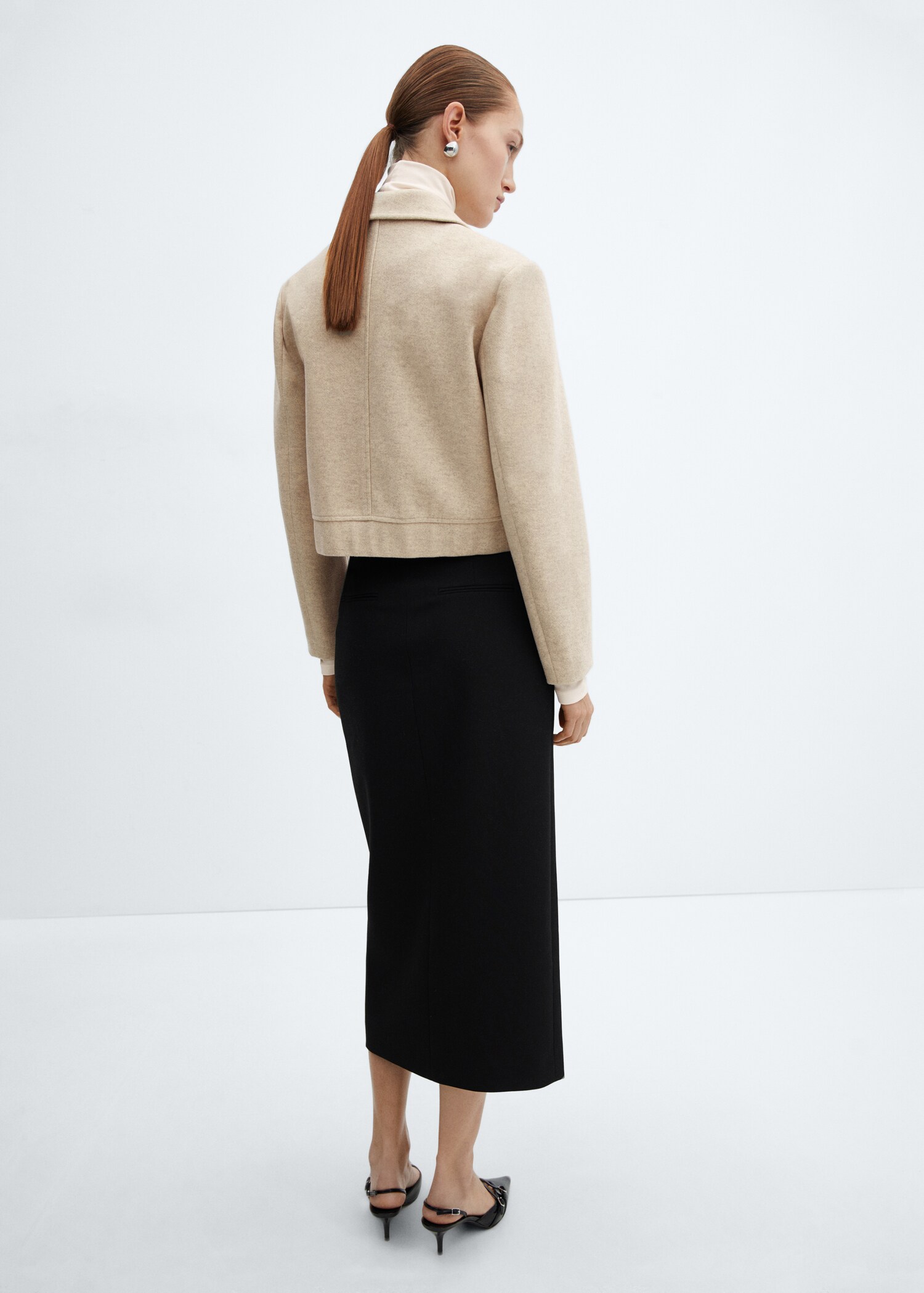 Zip-Jacke mit Ziernähten - Rückseite des Artikels
