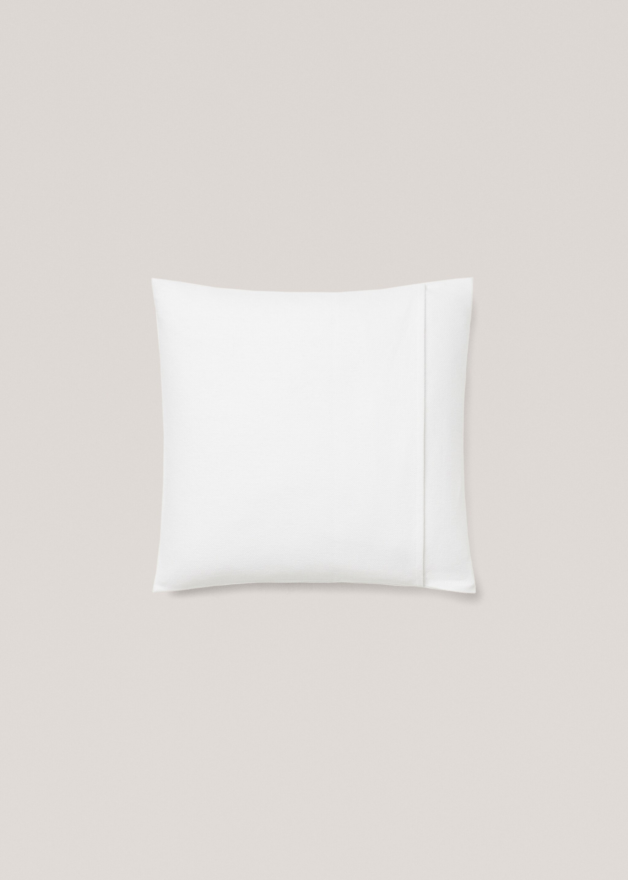 Textured cotton cushion case 45x45cm - Details of the article 1, Off White. Ref: 67094047-00.