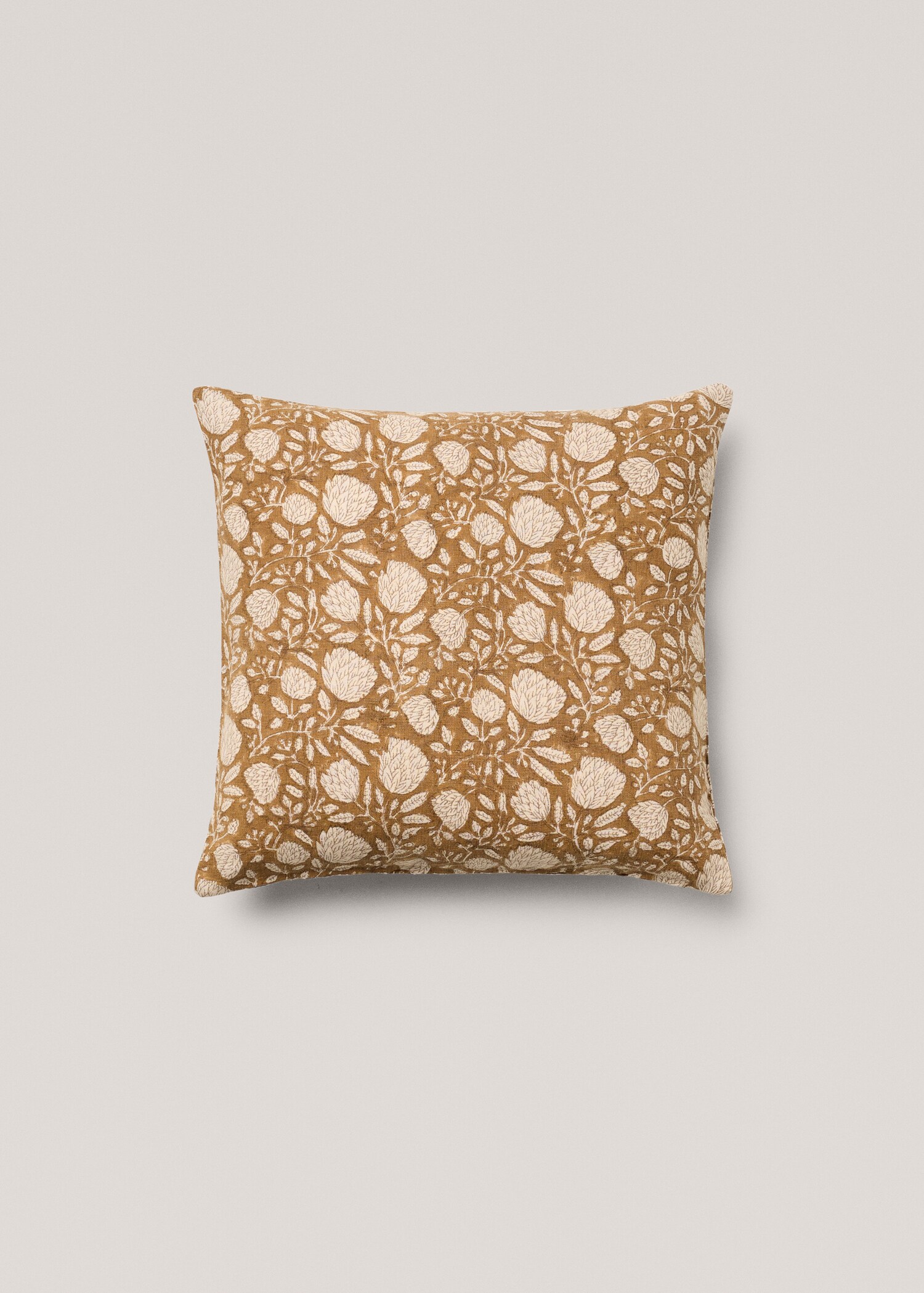 Flower embroidered cushion cover - Article without model