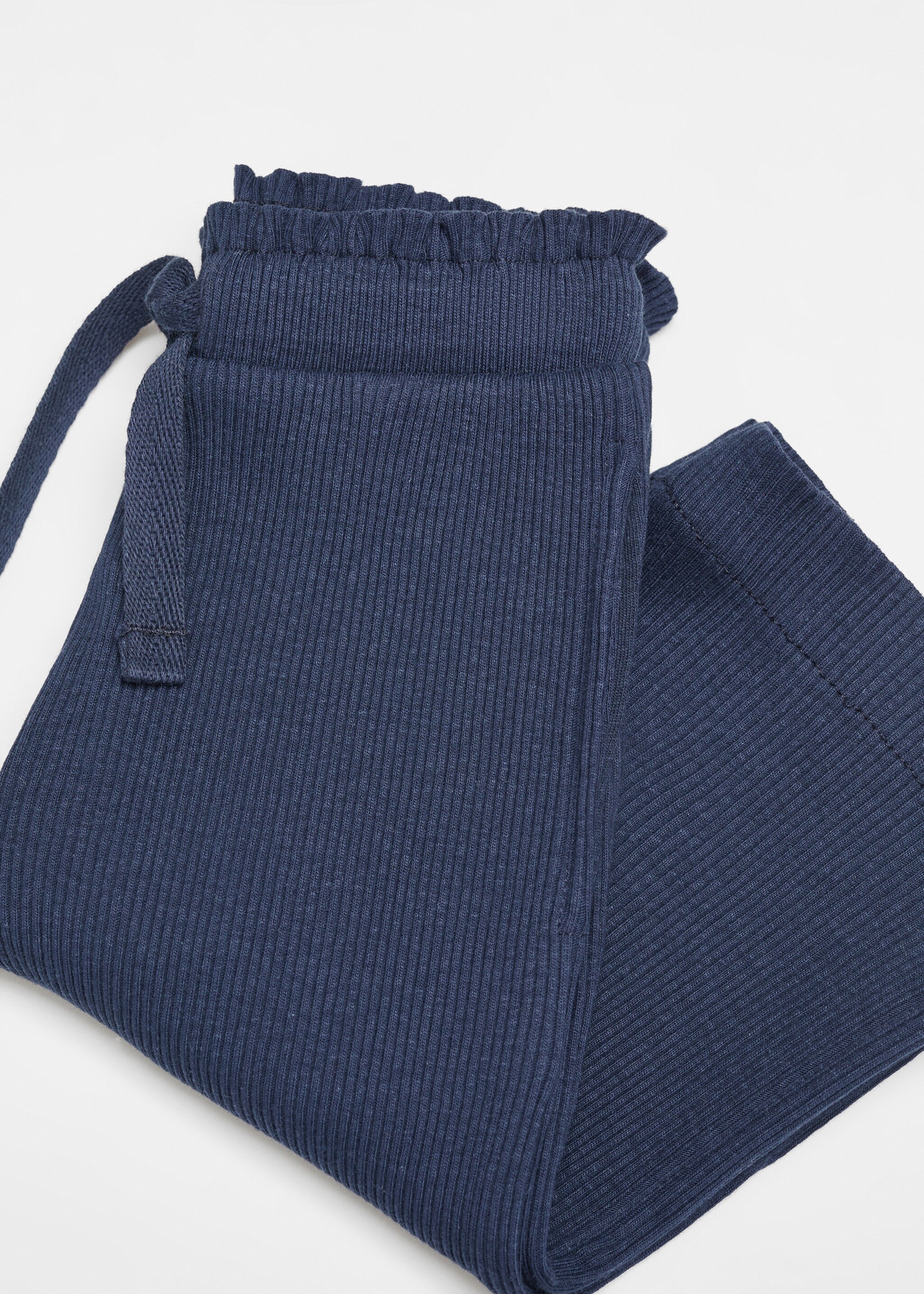 Knitted culotte trousers - Details of the article 0