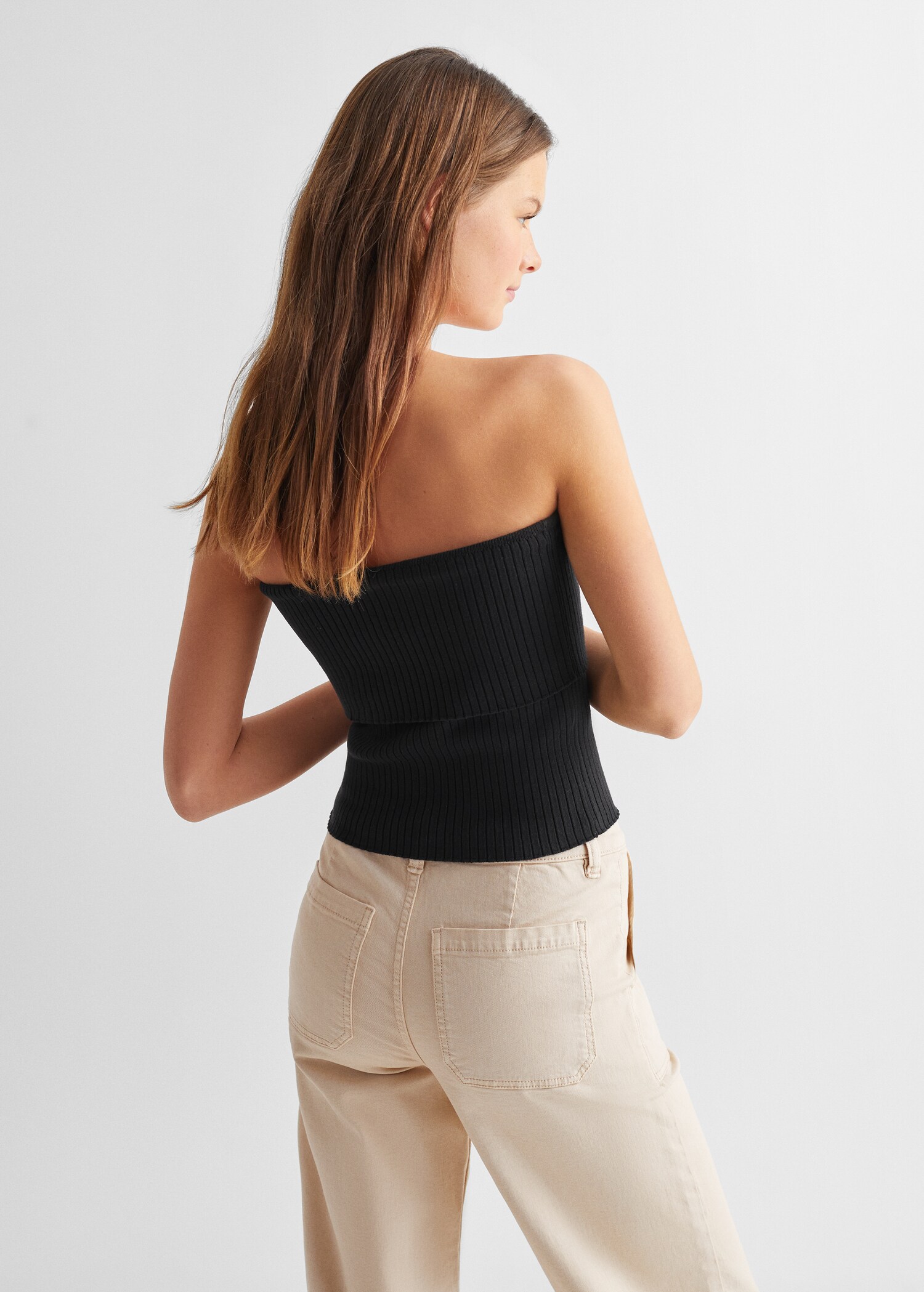 Strapless top - Reverse of the article