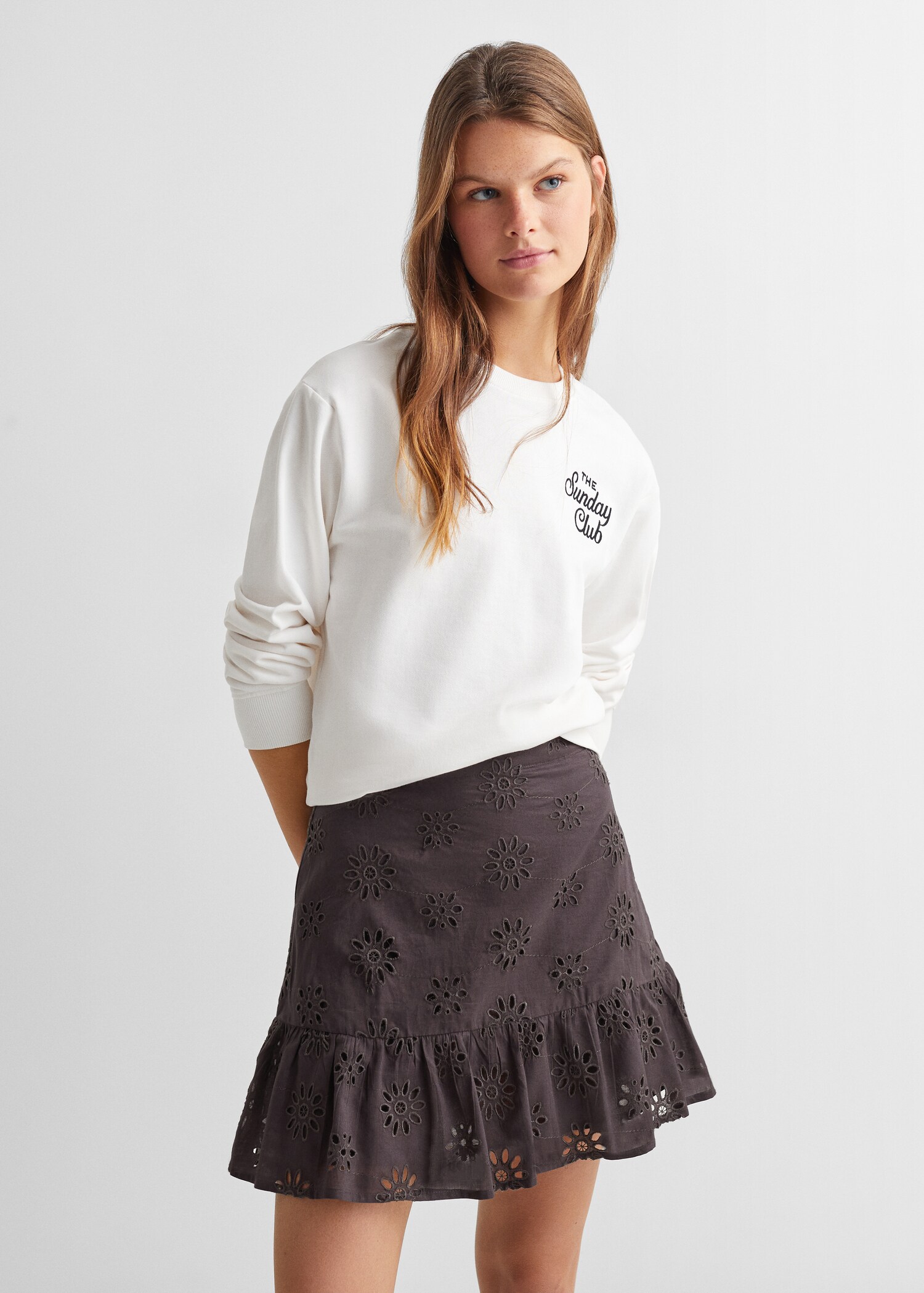 Embroidered ruffled skirt - Medium plane