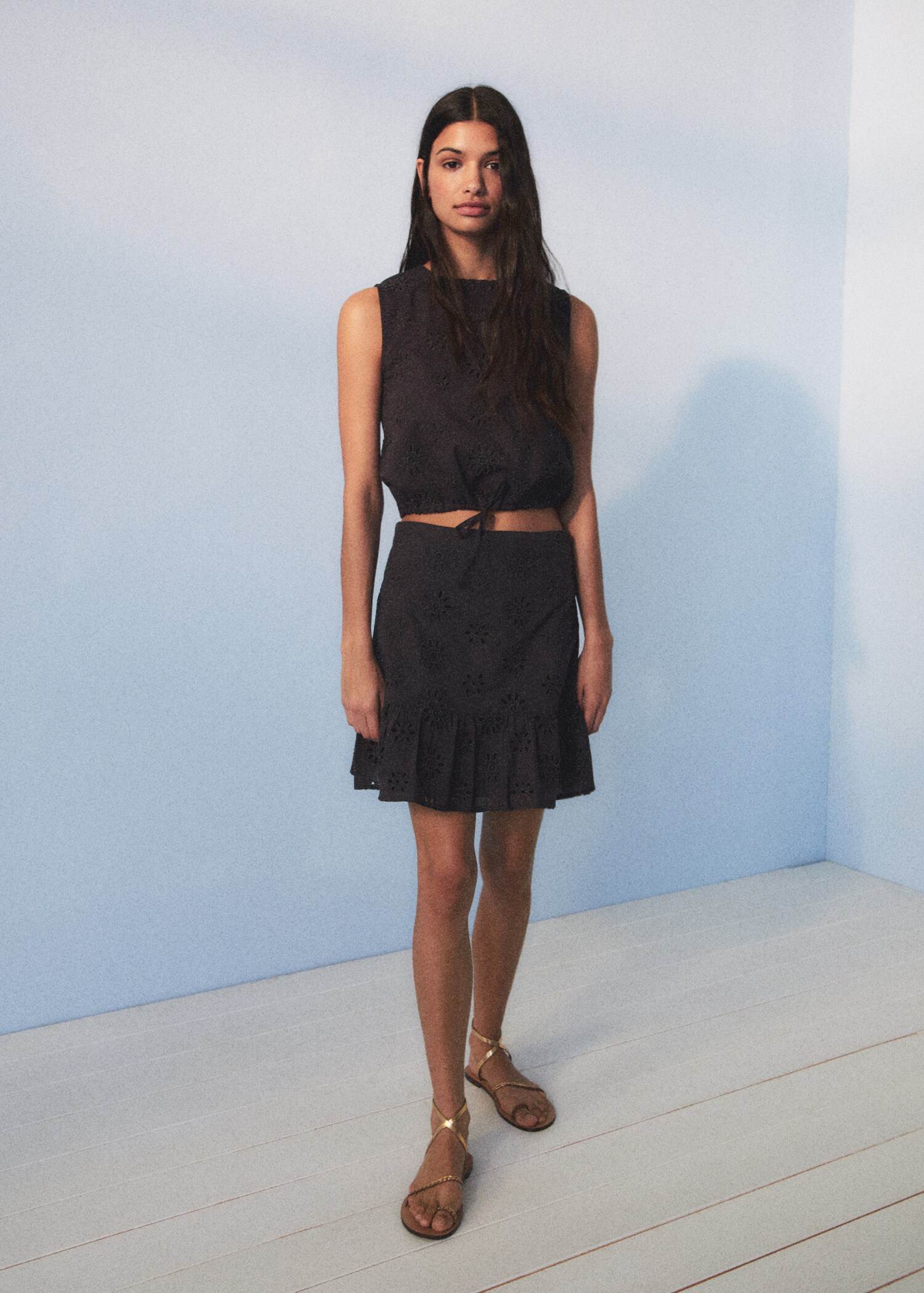 Embroidered ruffled skirt - Details of the article 5