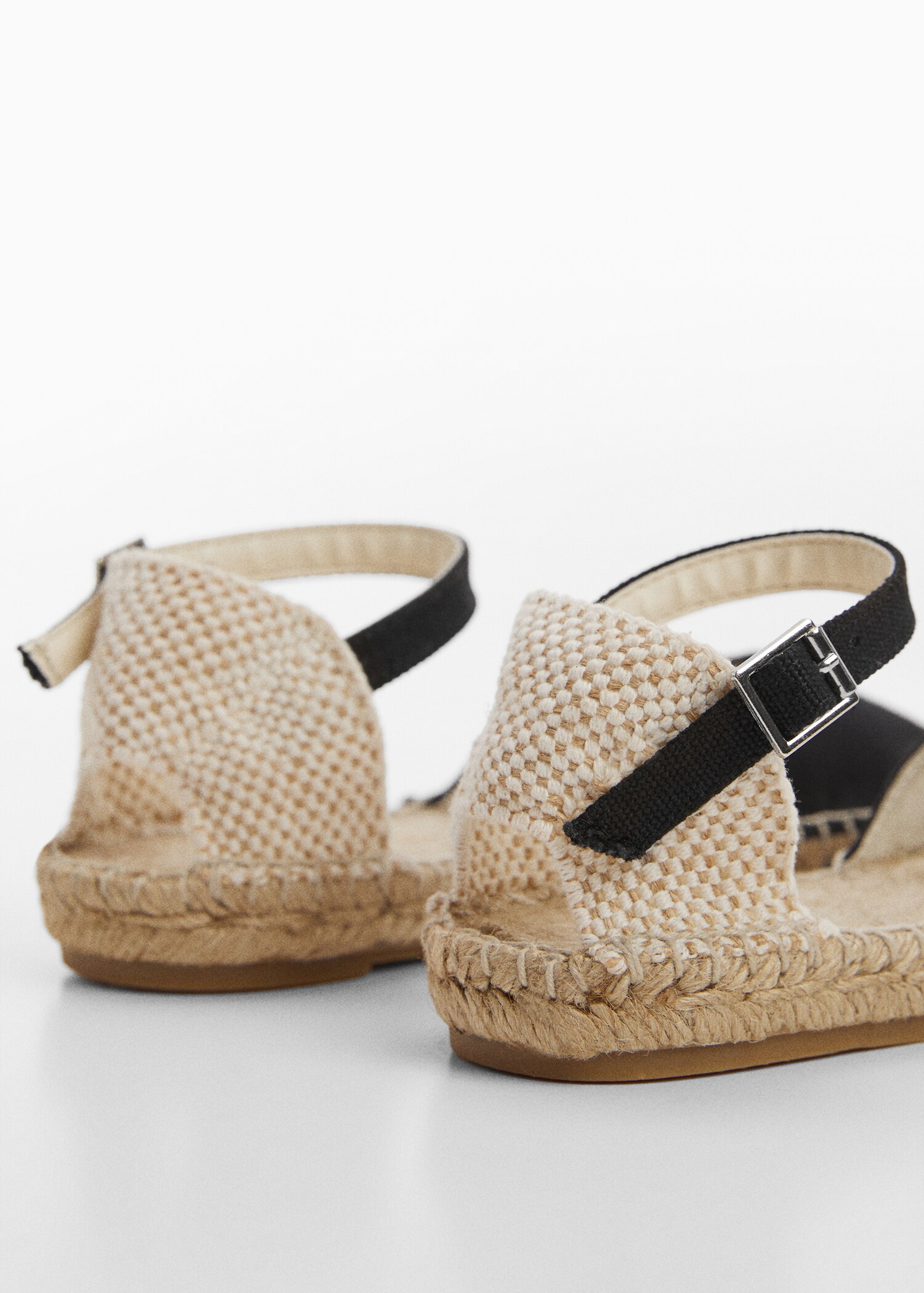Espadrillos i mocka - Detaljer om artikeln 1
