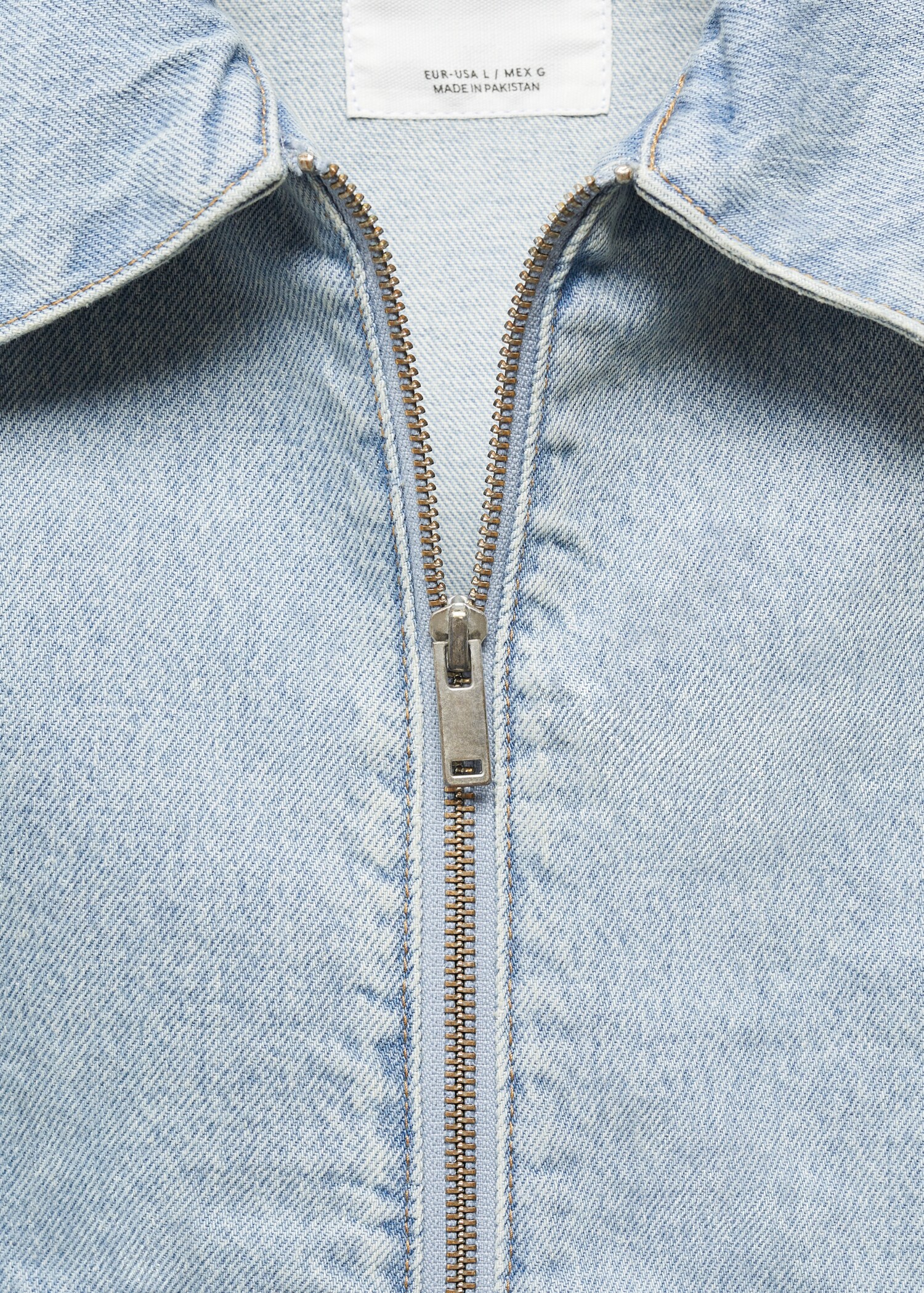 Denim bomber jacket - Details of the article 8