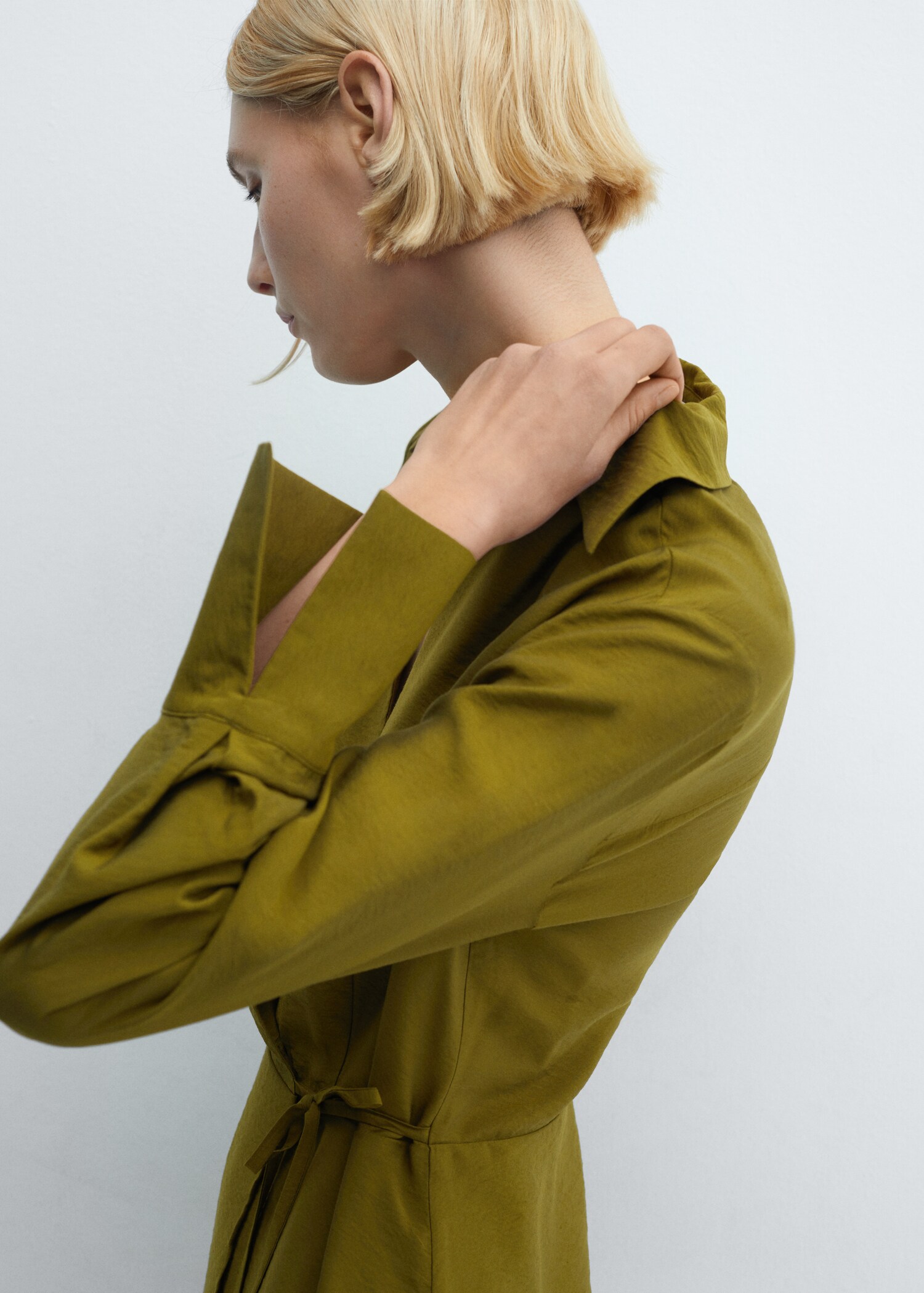 Bow wrap dress - Details of the article 2