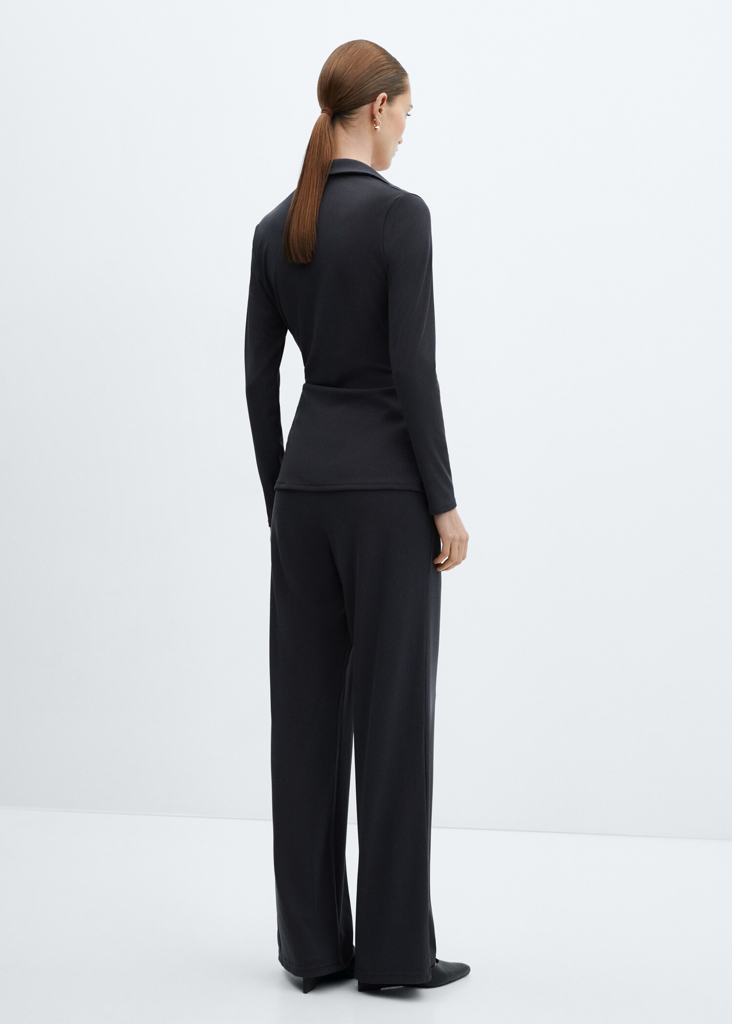 Wideleg trousers with elastic waist - Reverse of the article