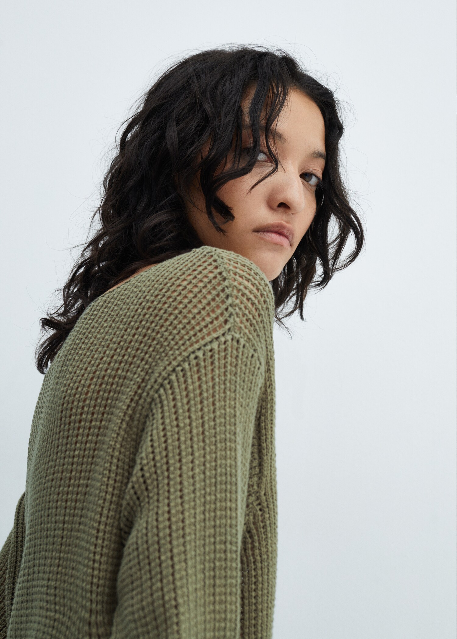 Boat-neck knitted sweater - Details of the article 1