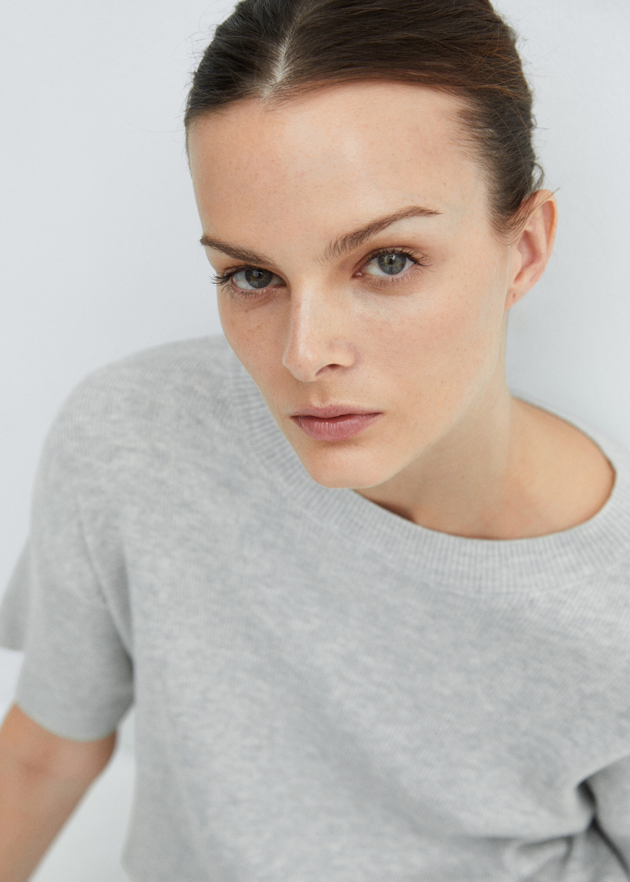 Cotton linen-blend knit t-shirt - Details of the article 1, Light Heather Grey. Ref: 67095989-00.