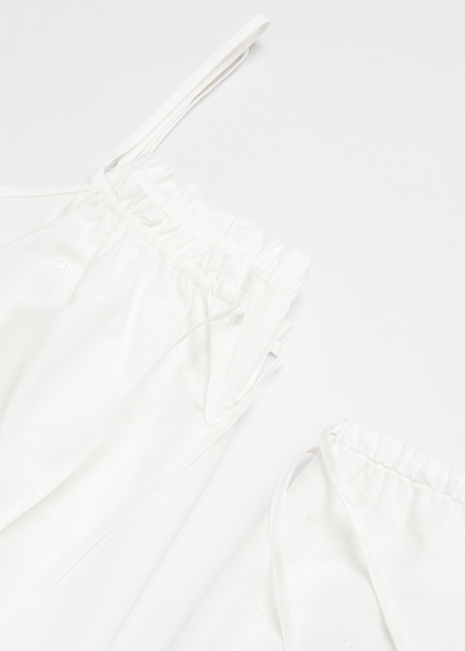 Cotton pyjama shorts with openwork details - Details of the article 8