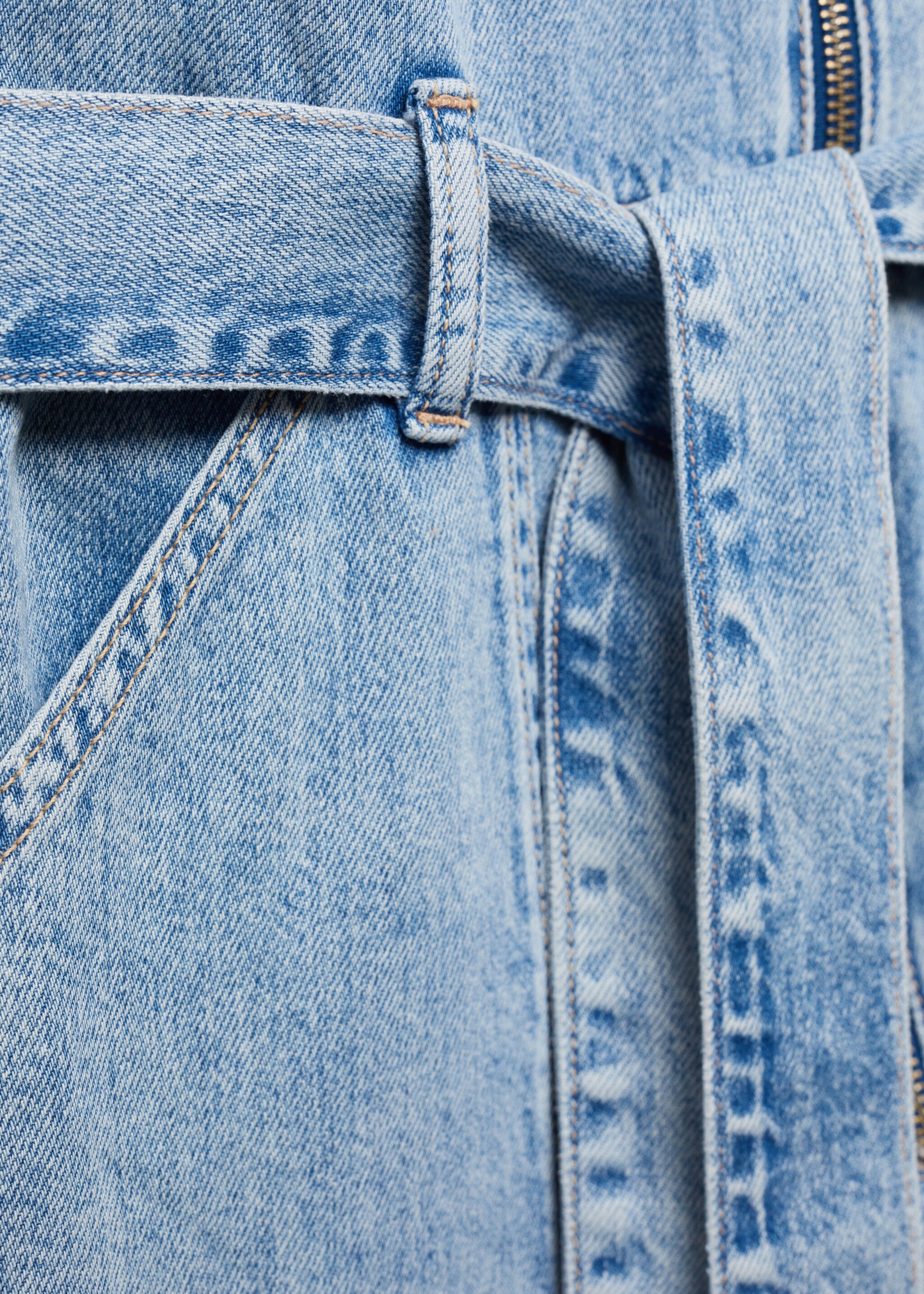 Kurzärmliger Jeans-Jumpsuit - Detail des Artikels 8